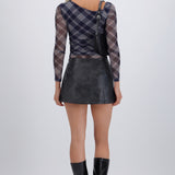 Falda short efecto piel deslavado