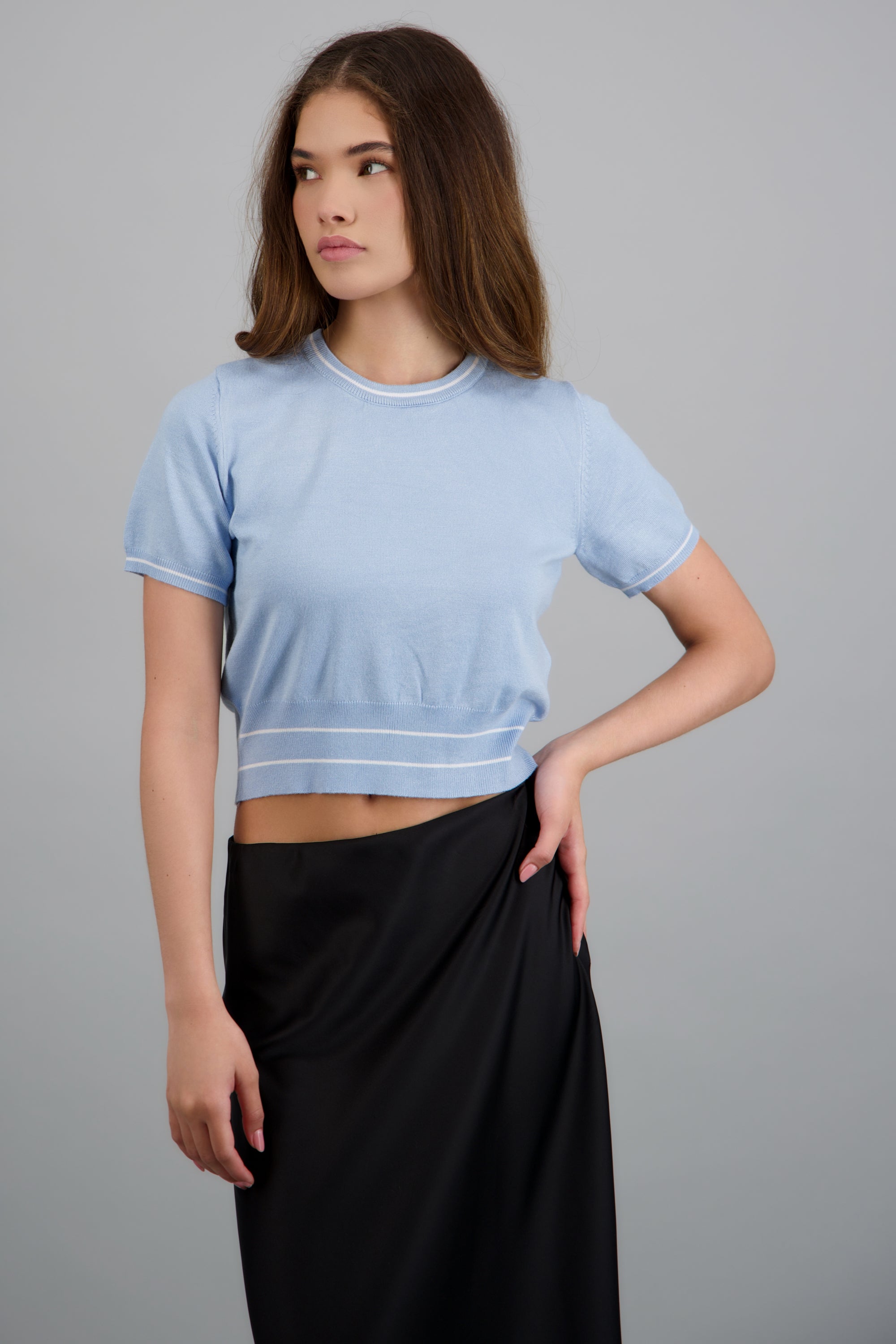 Top manga corta detalle rayas AZUL PASTEL