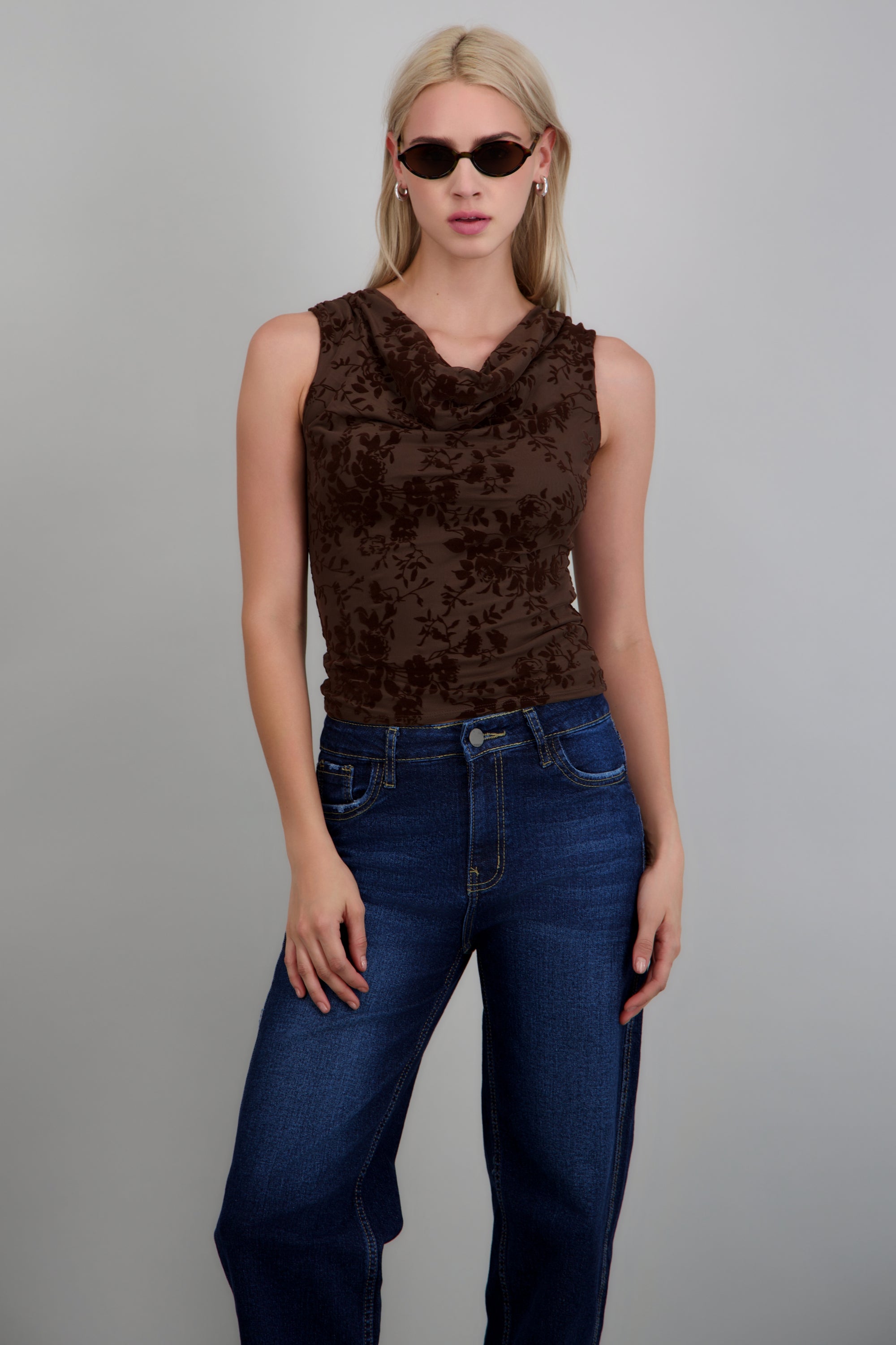 Top cuello cascada mesh con velvet CAFE COMBO