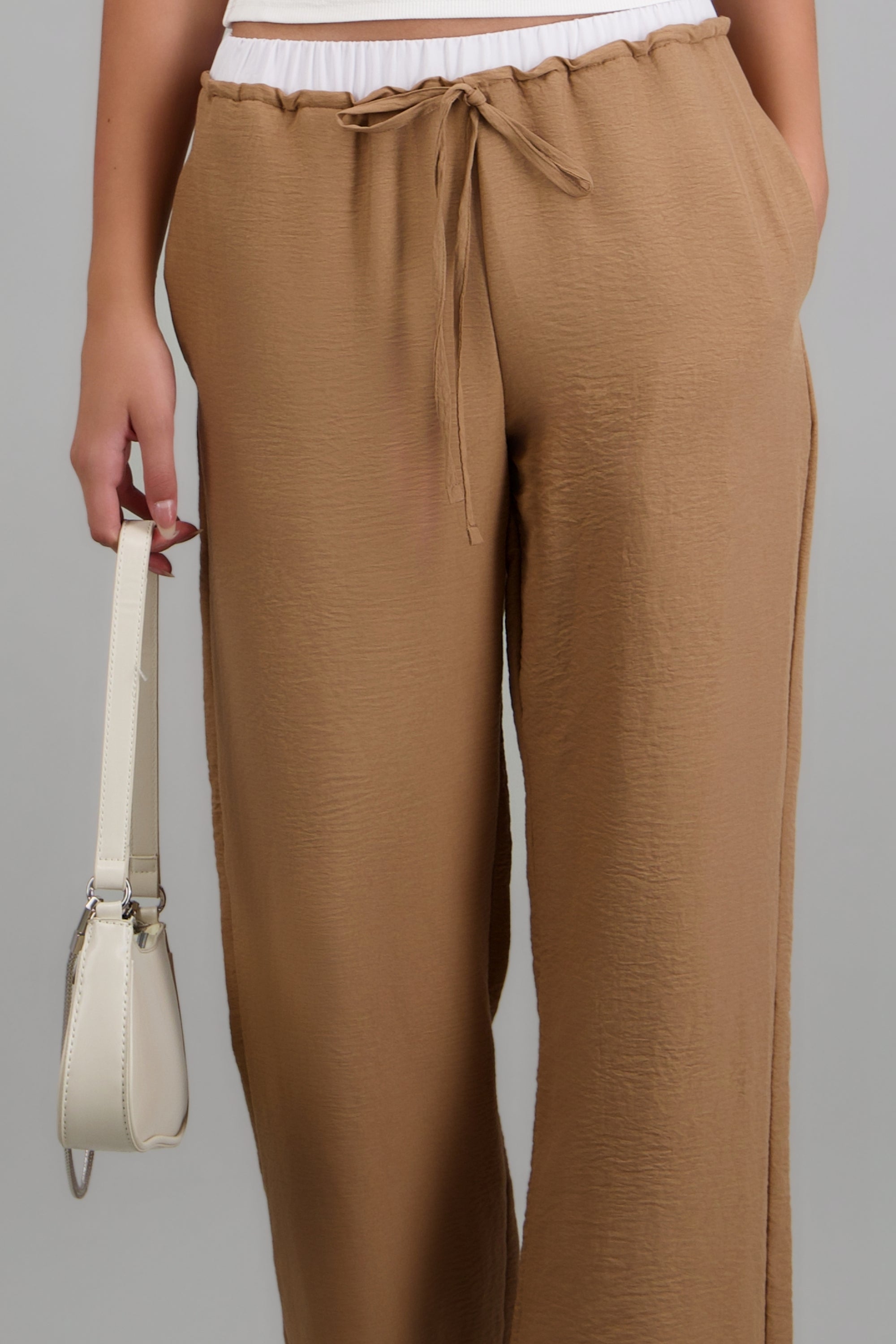 Pantalon doble pretina liso CAMELLO