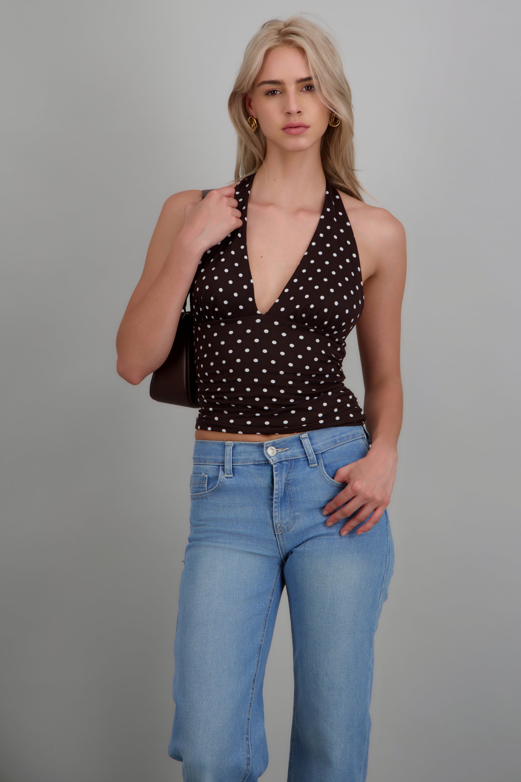 Top halter pliegues estampado polka textura CAFE COMBO