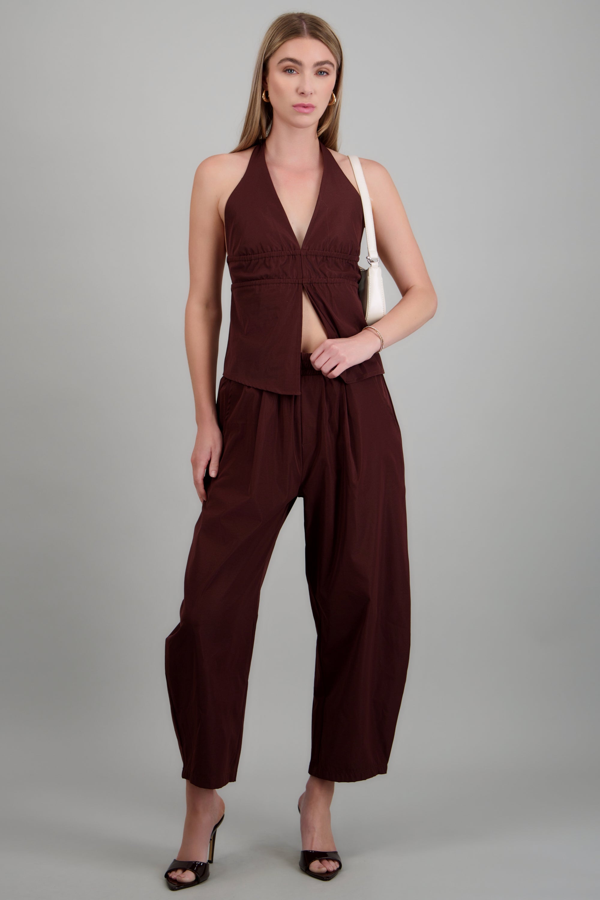 Pantalon amplio detalle elastico CHOCOLATE