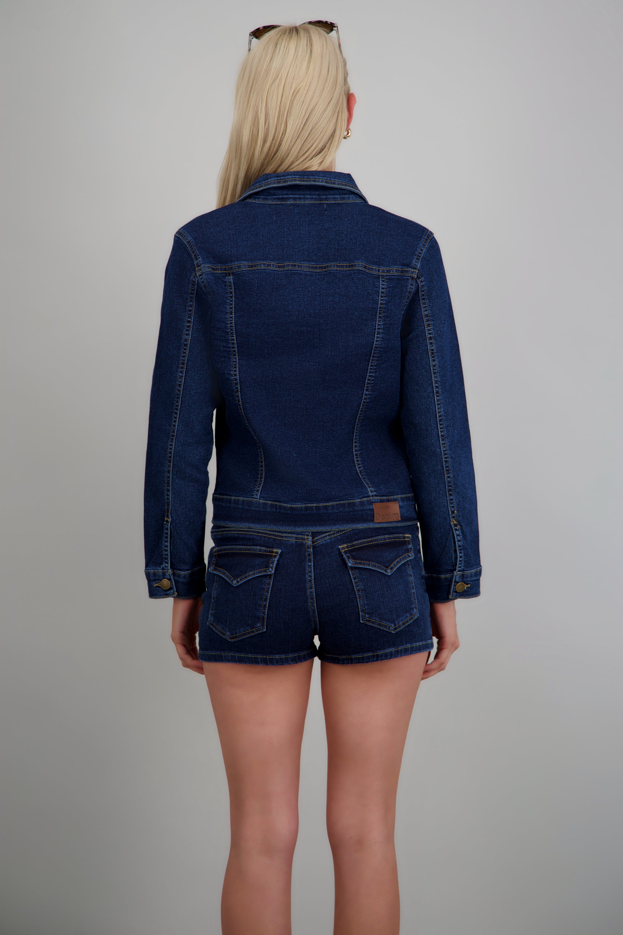 Chamarra camisa de denim DARK WASH