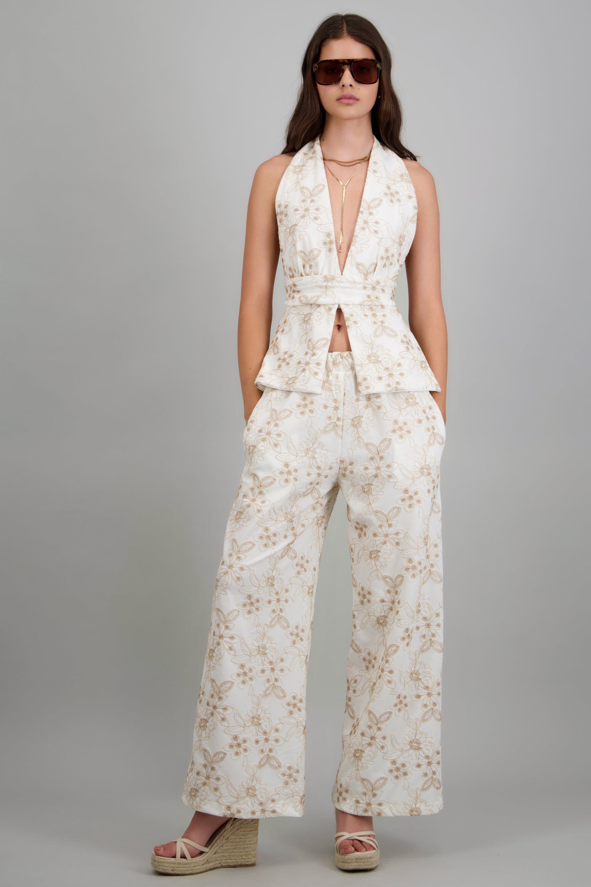Pantalon amplio detalle bordado HUESO COMBO