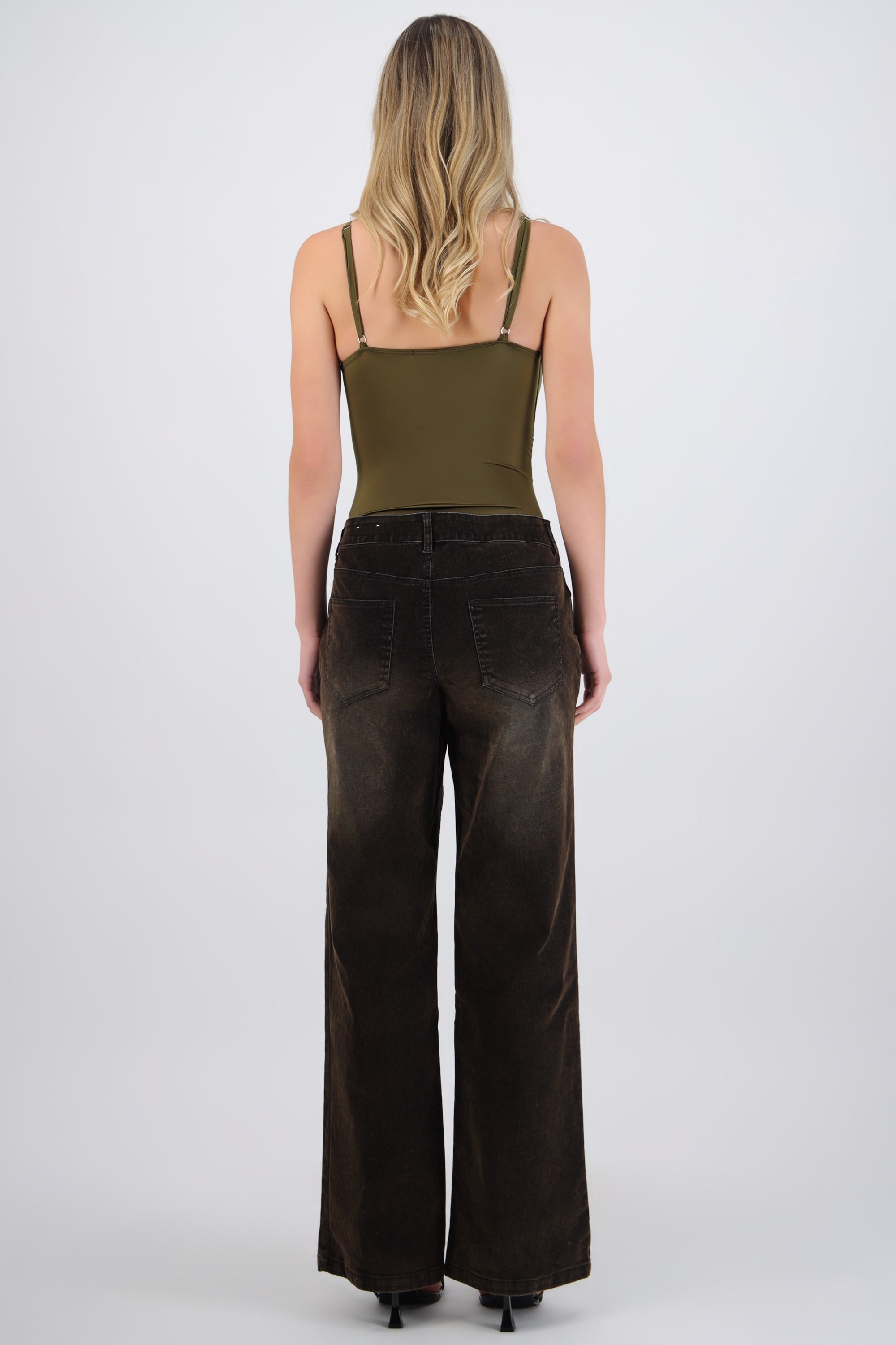 Jeans flare efecto terciopelo