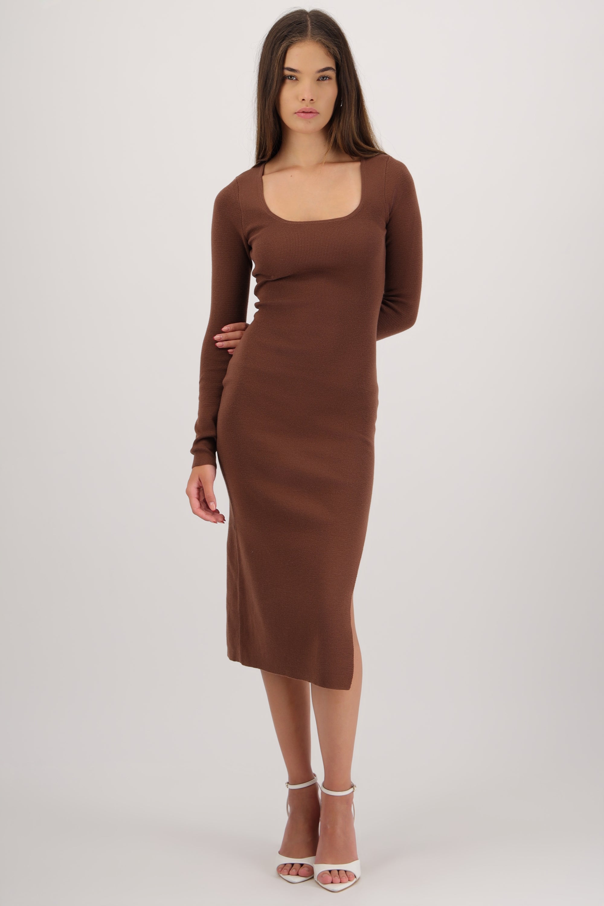 Vestido tejido mamga larga liso CAFE