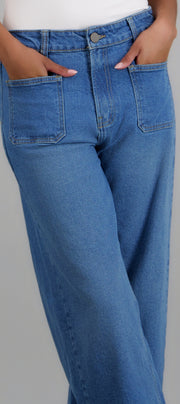 MEDIUM WASH