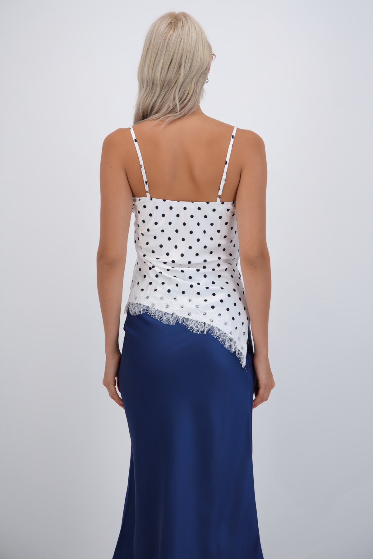Blusa tirantes estampados polka dots satin BLANCO COMBO