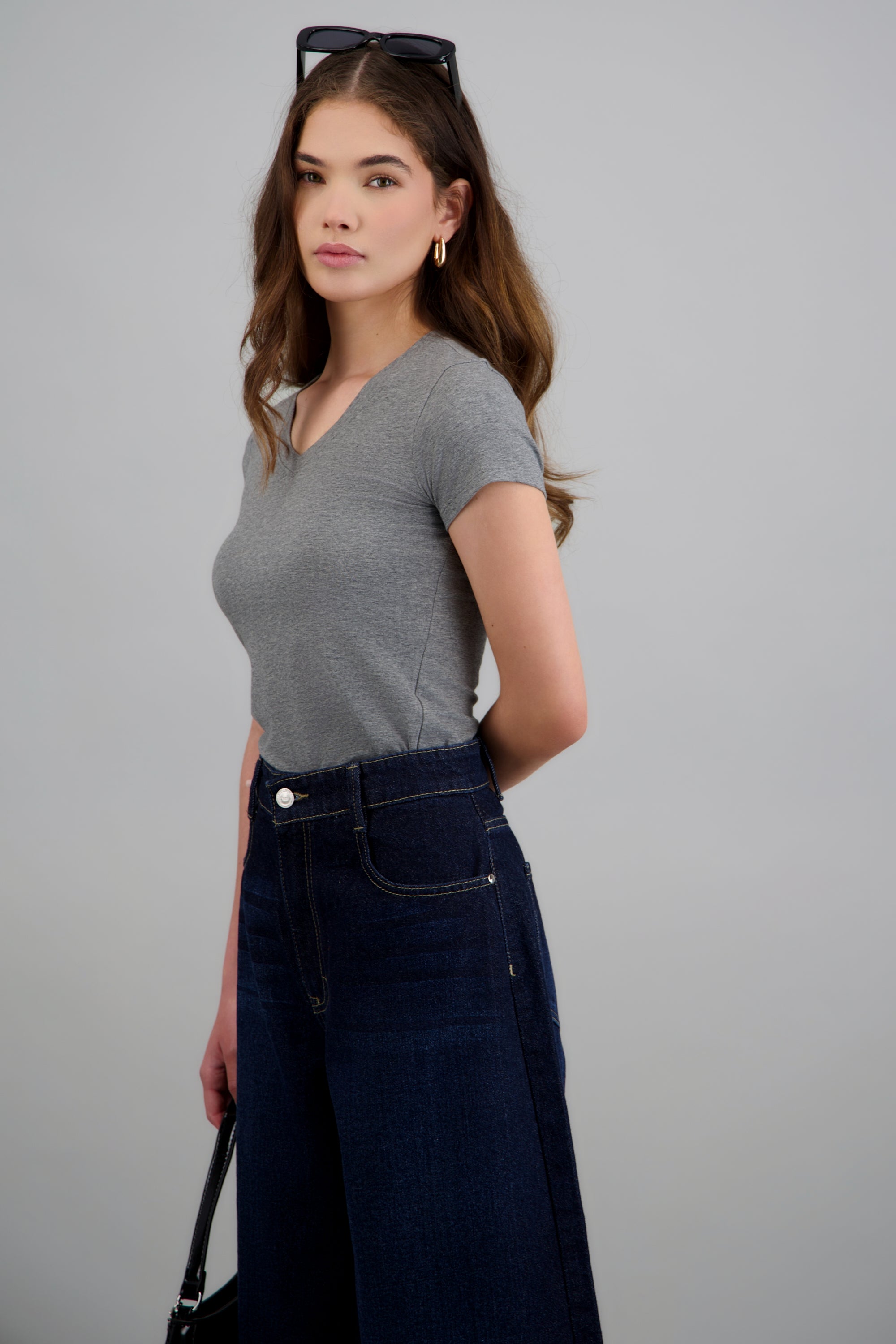 T-shirt manga corta escote en V liso GRIS JASPE