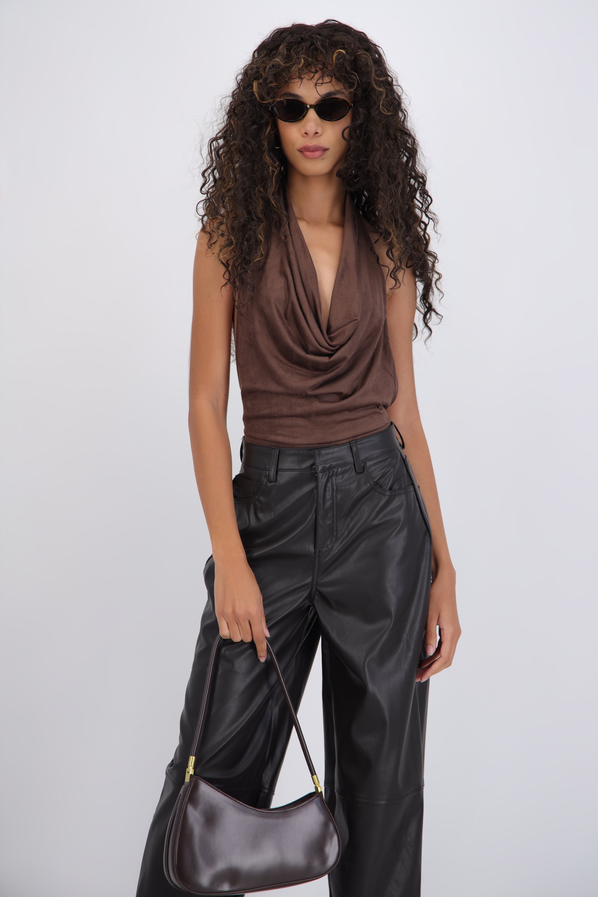 Bodysuit escote cascada suede