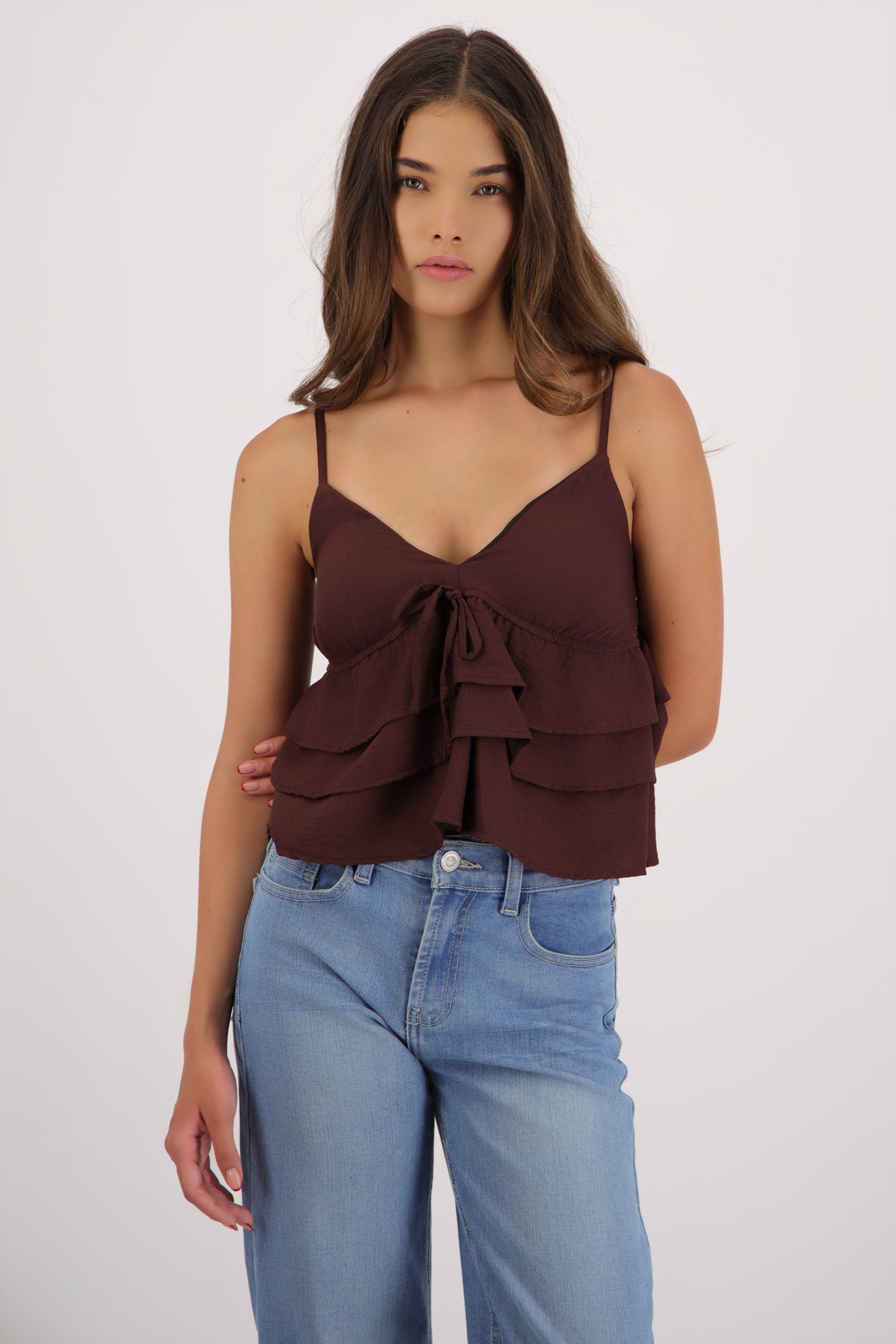 Top tirantes con olanes CHOCOLATE