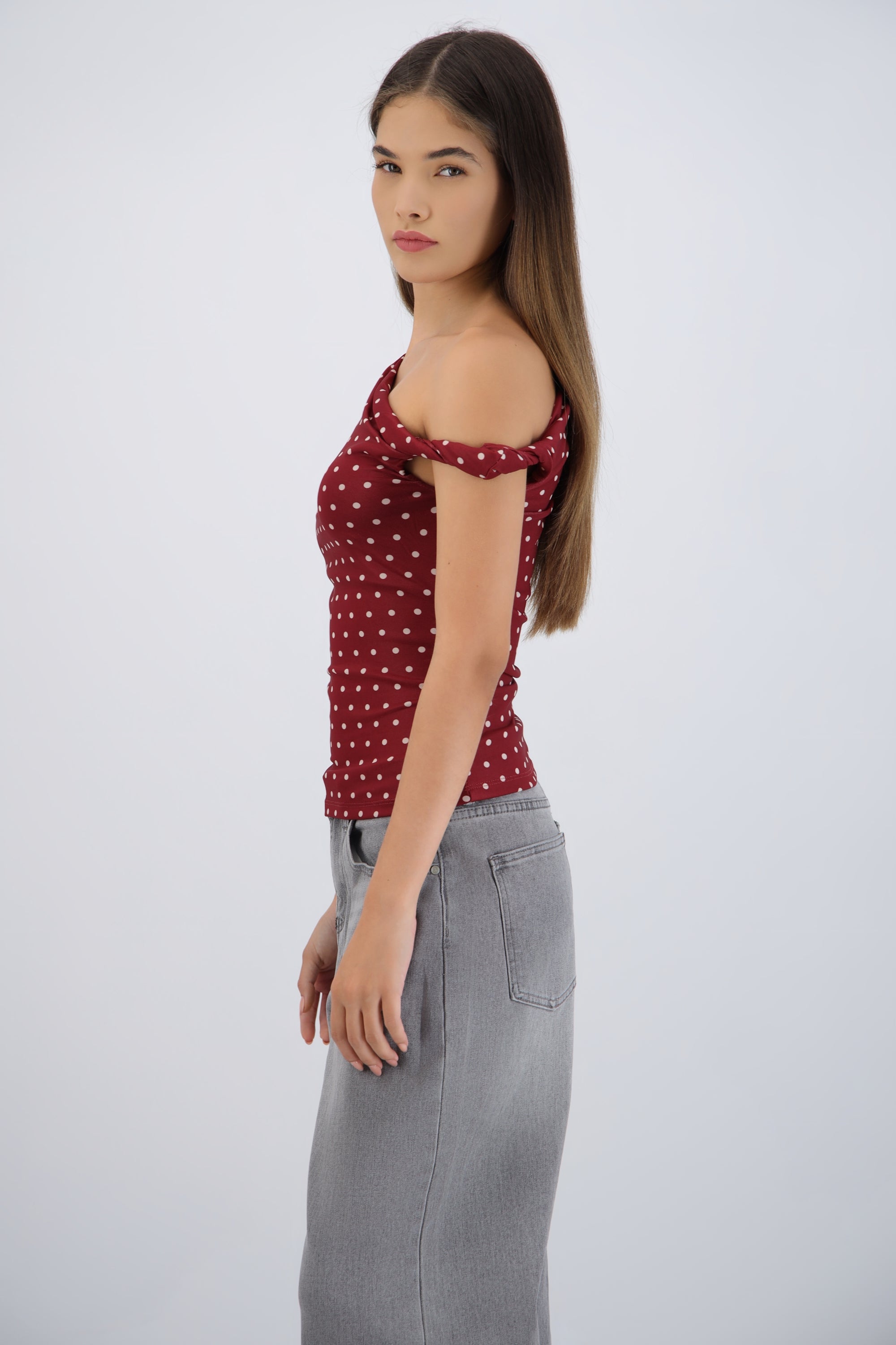Top detalle tirante polka dots