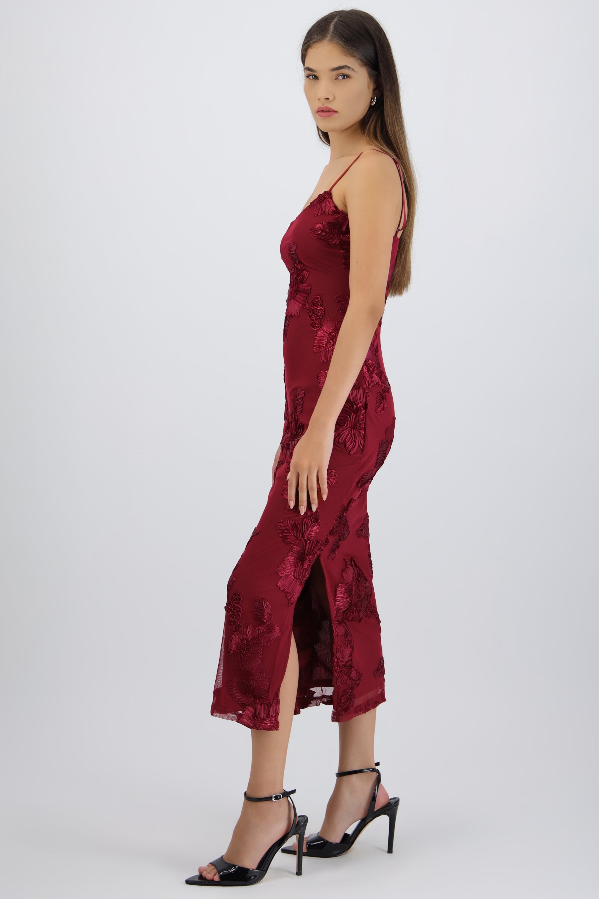 Vestido tirantes flores 3d