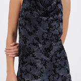 Vestido mini mesh cuello halter terciopelo flores