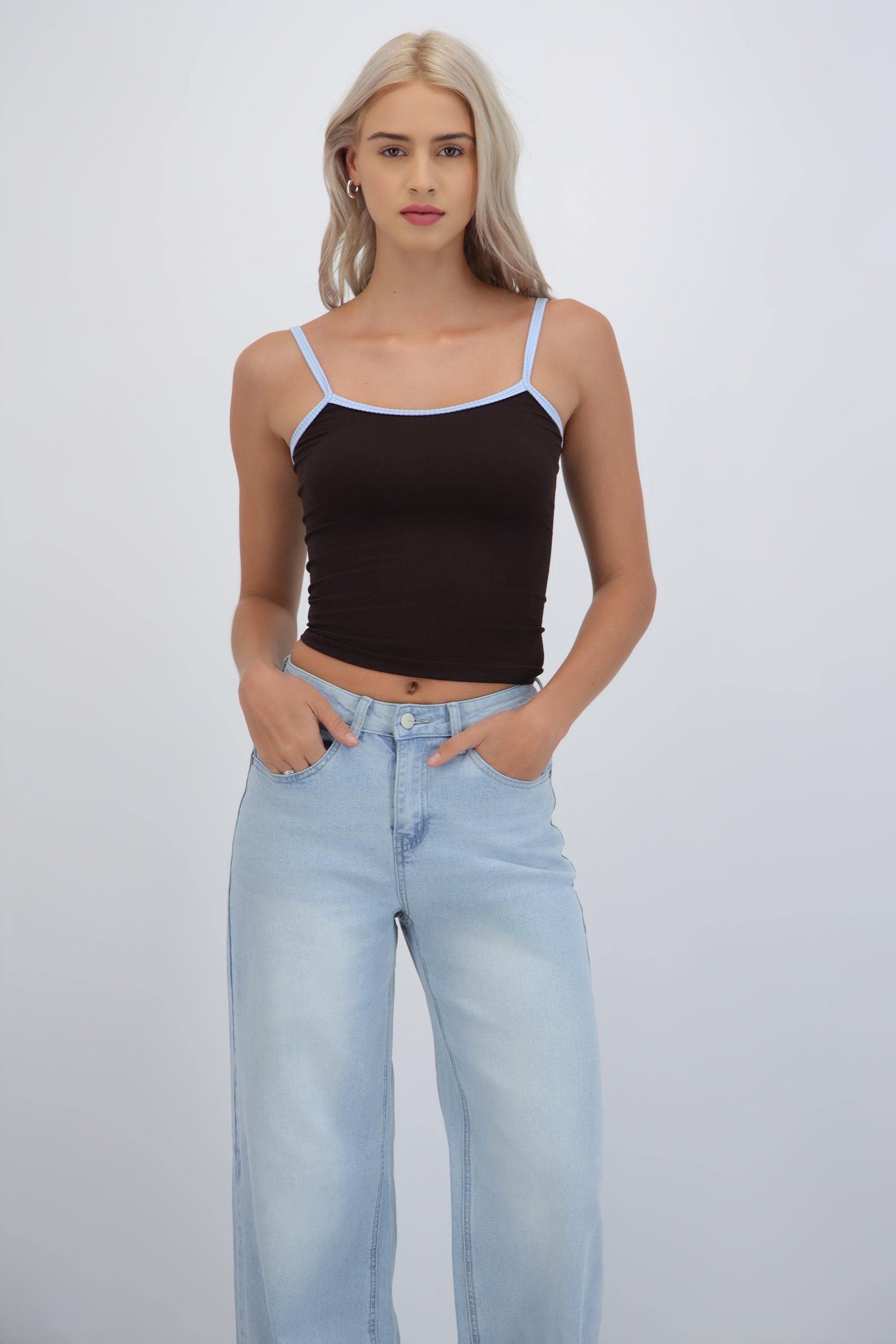 Top seamless tirantes contraste
