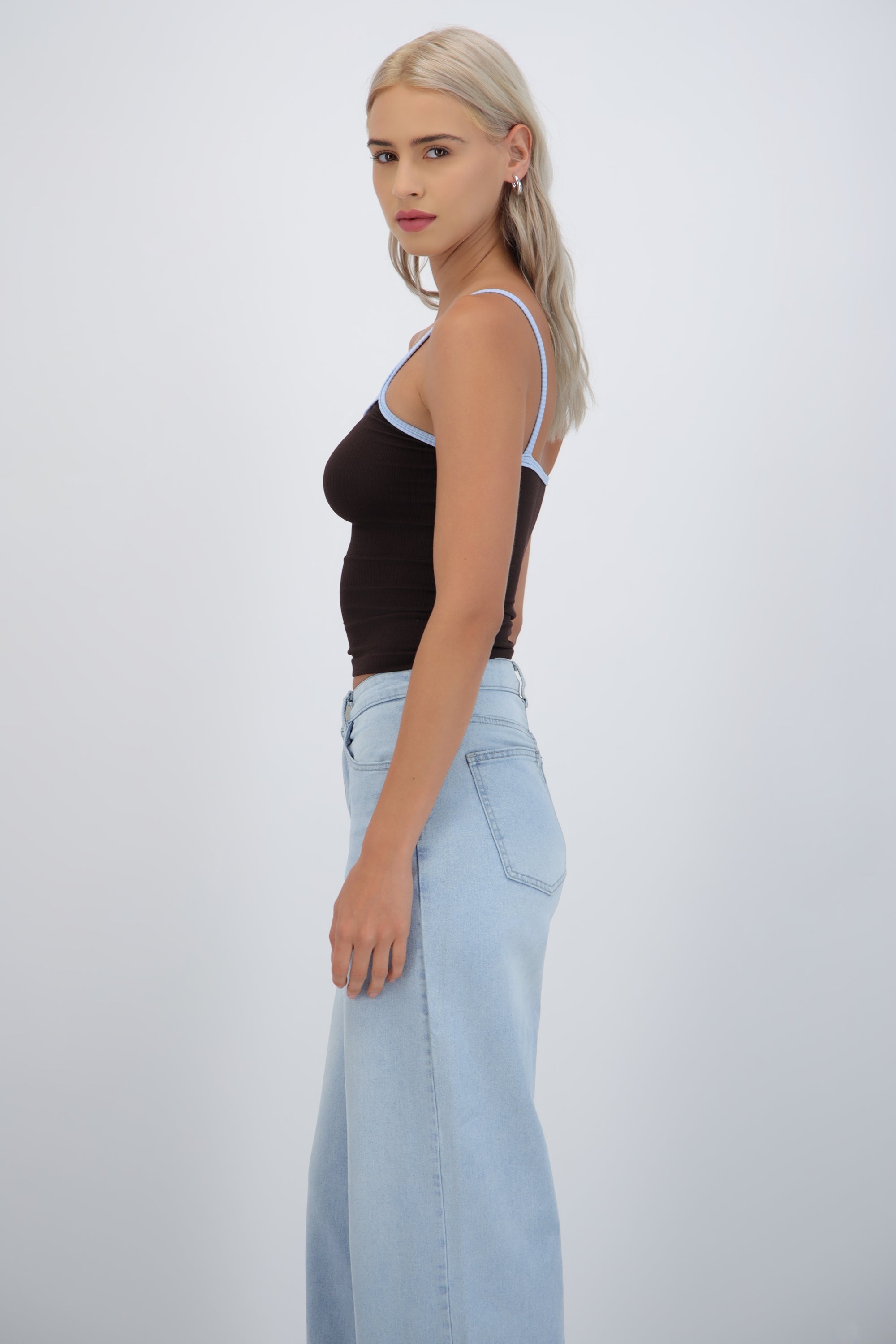 Top seamless tirantes contraste