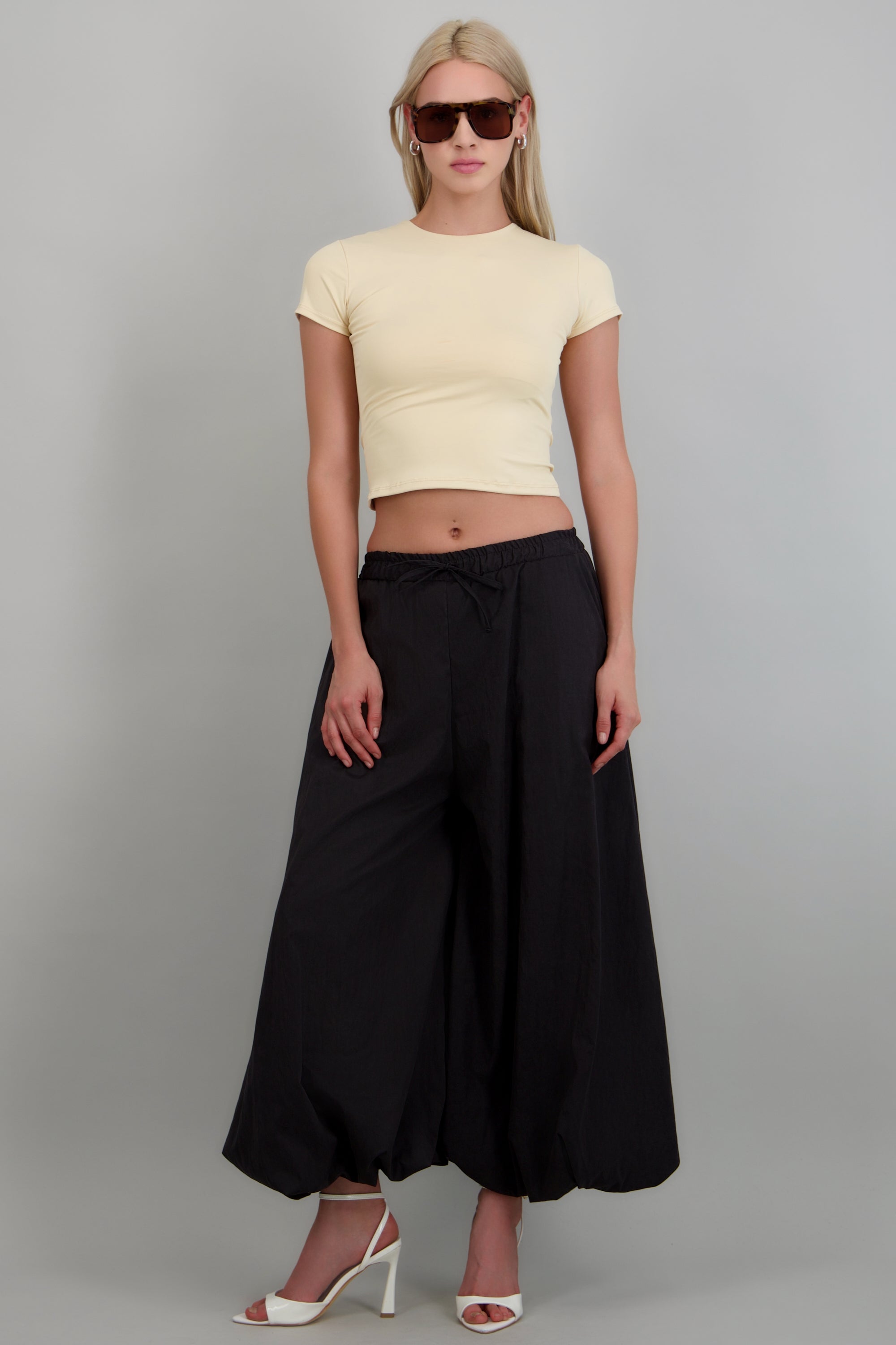Pantalones globo detalle pretina ajustable NEGRO