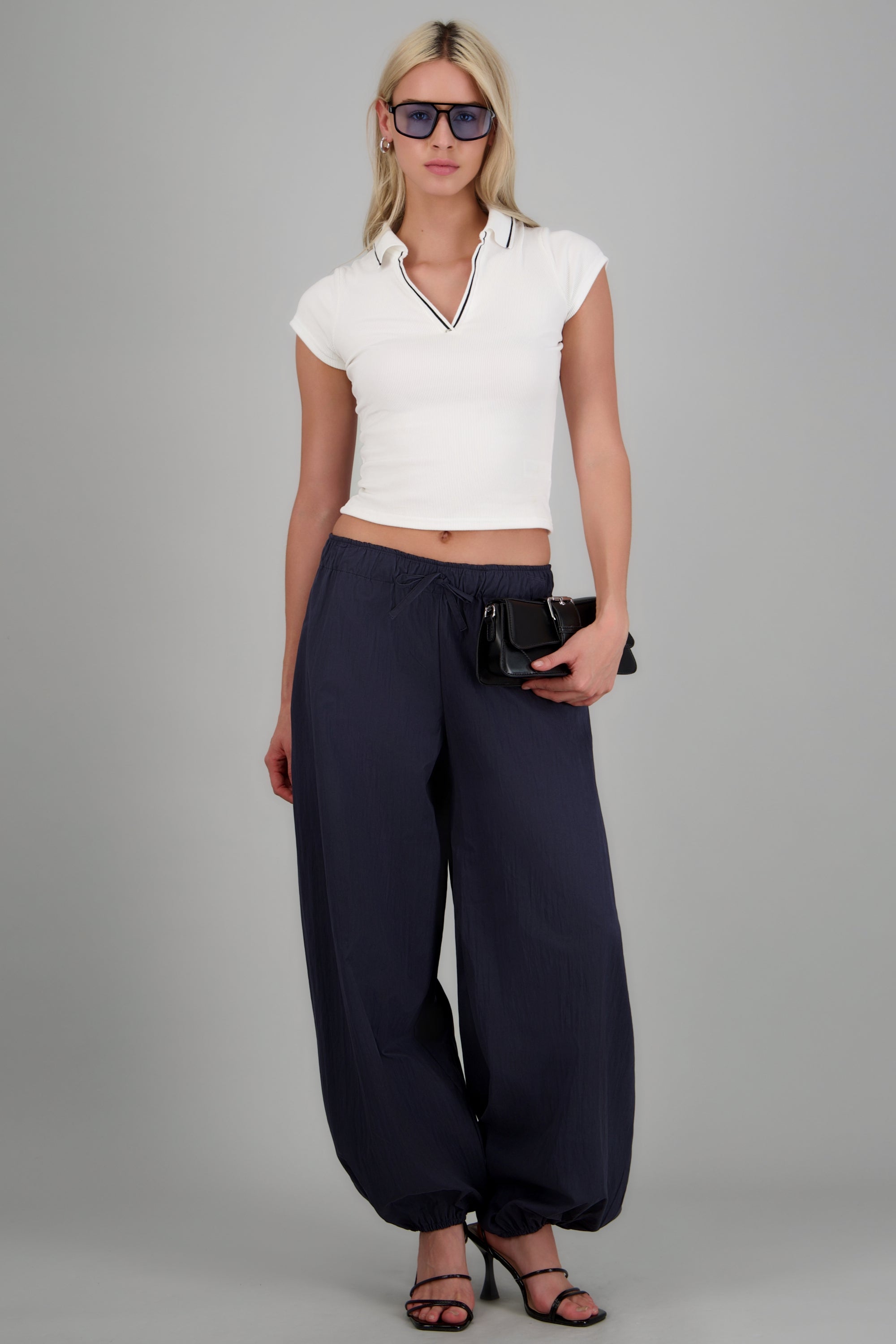Pantalon detalle resorte MARINO