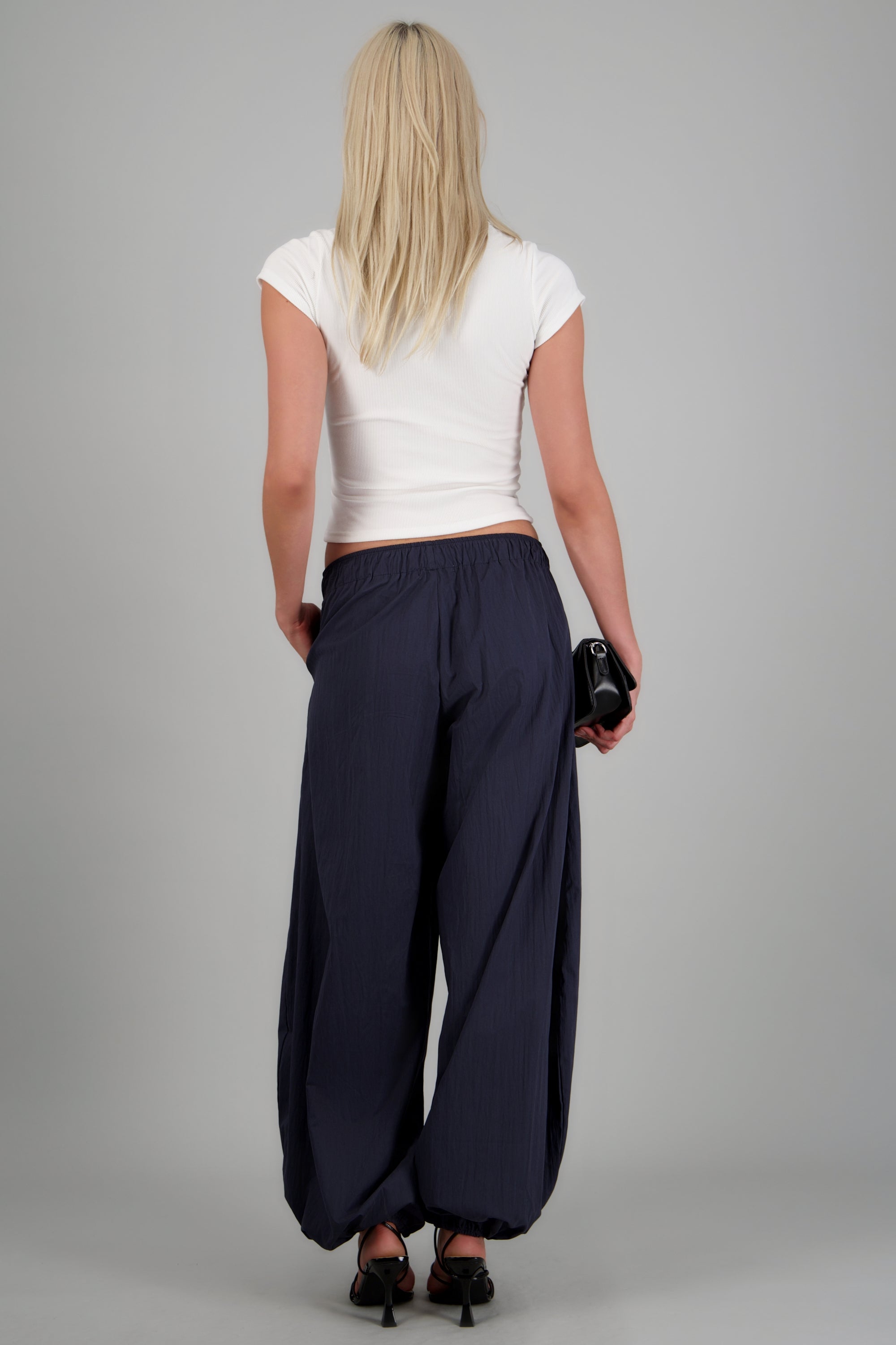 Pantalon detalle resorte MARINO