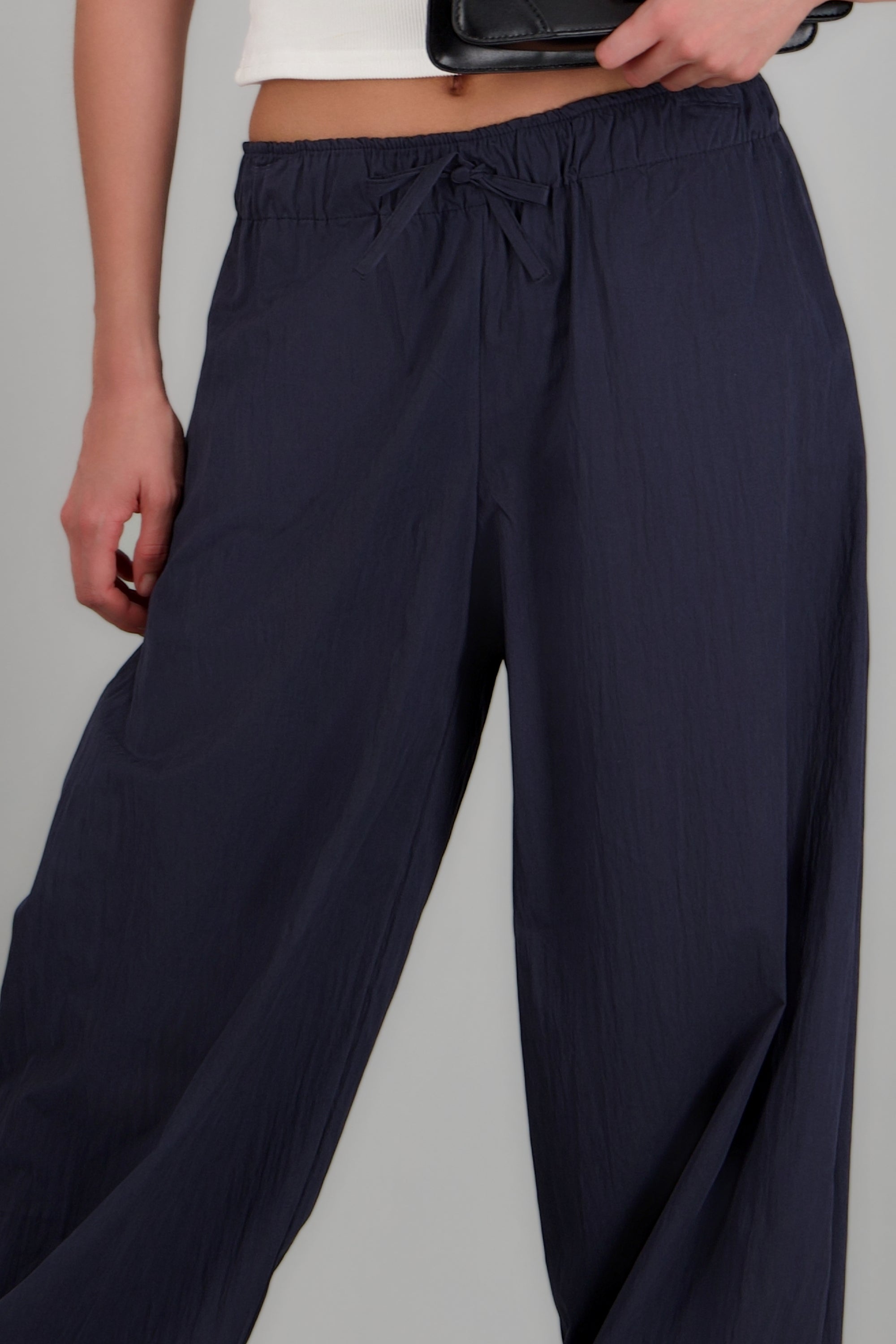 Pantalon detalle resorte MARINO