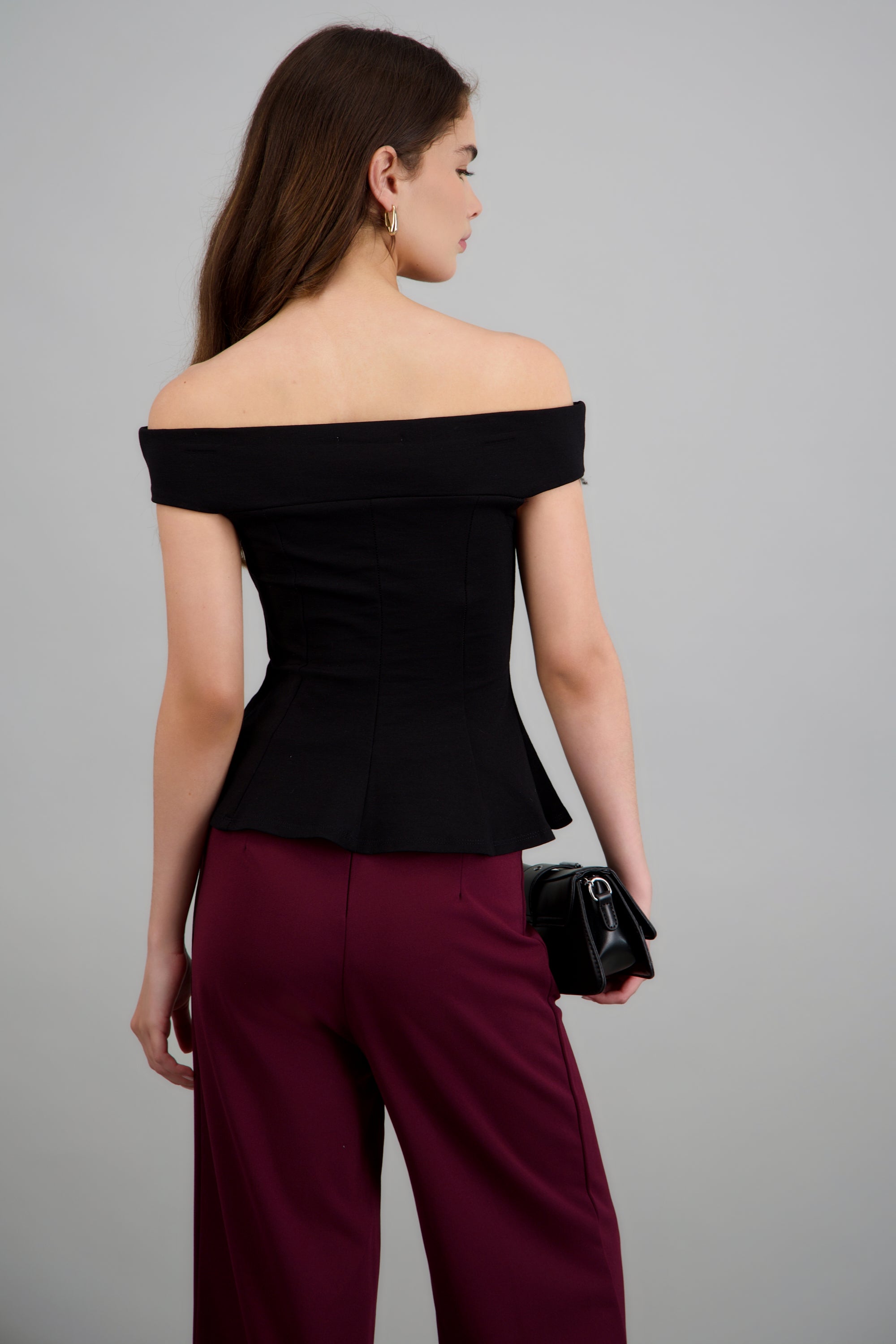 Top off shoulder peplum NEGRO