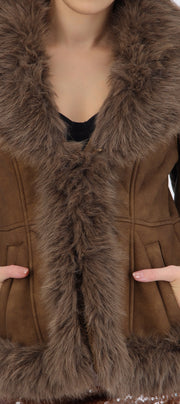 Abrigo suede detalle peluche