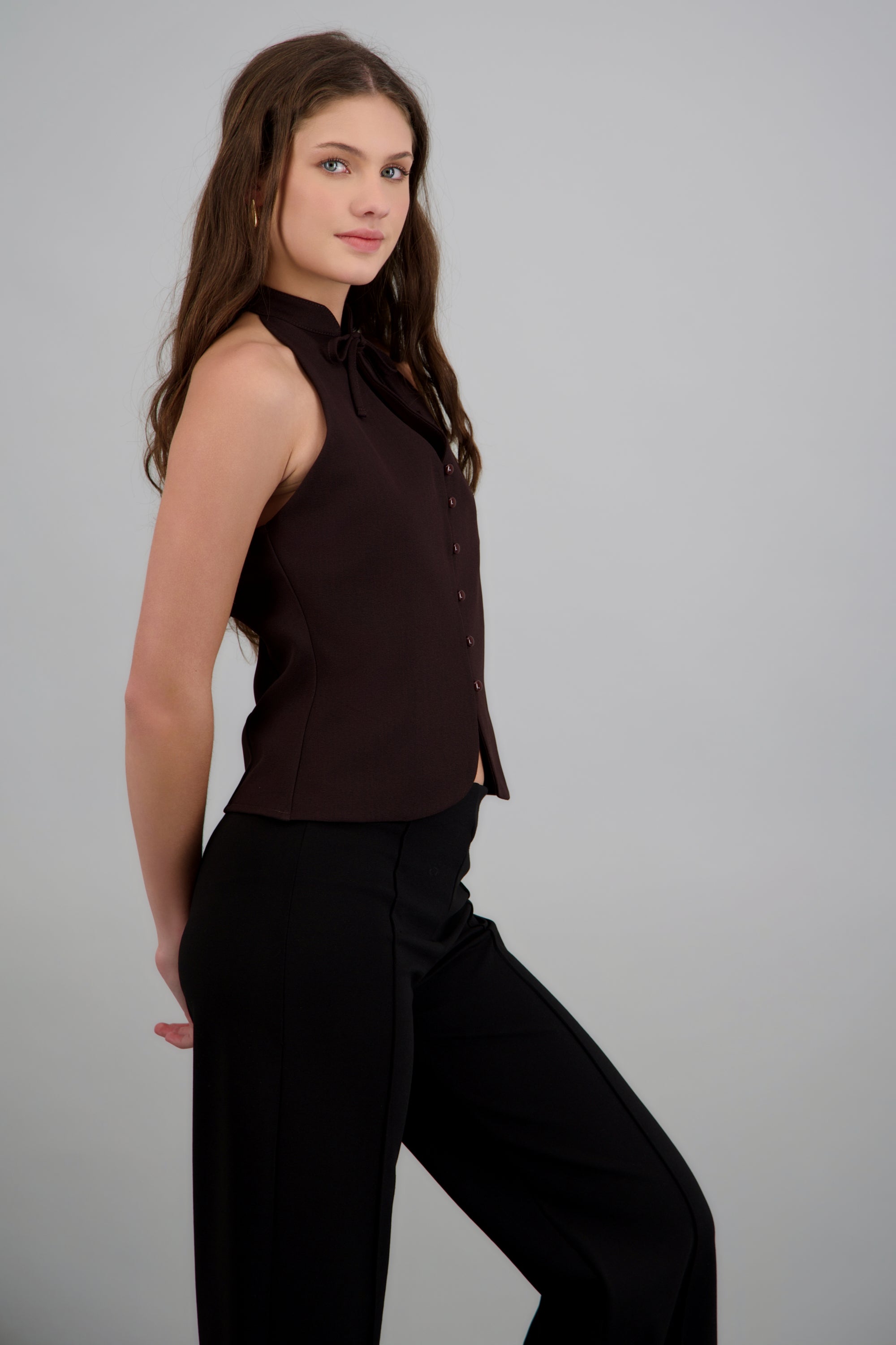 Top halter detalle botones CHOCOLATE