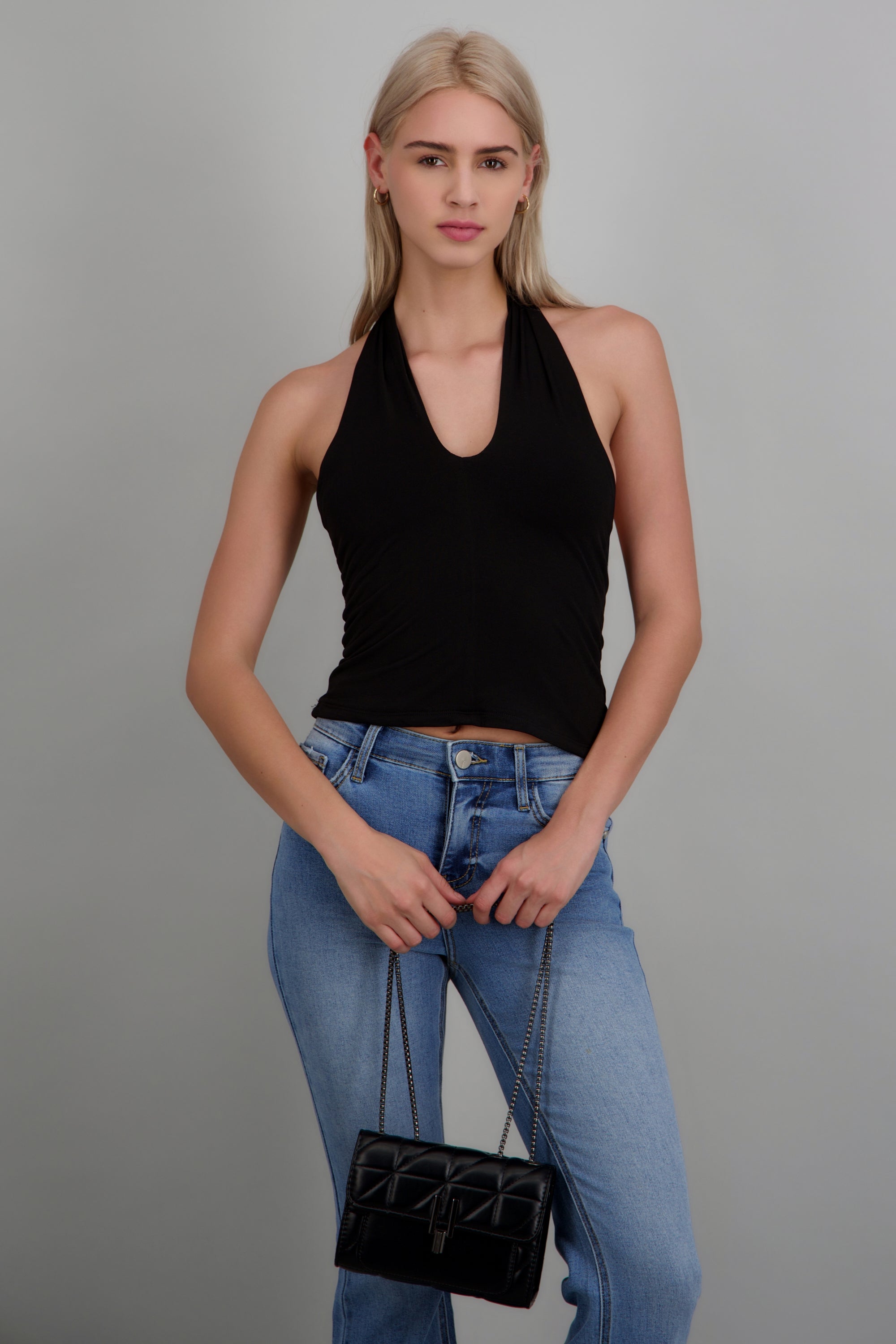 Top halter cruzado NEGRO