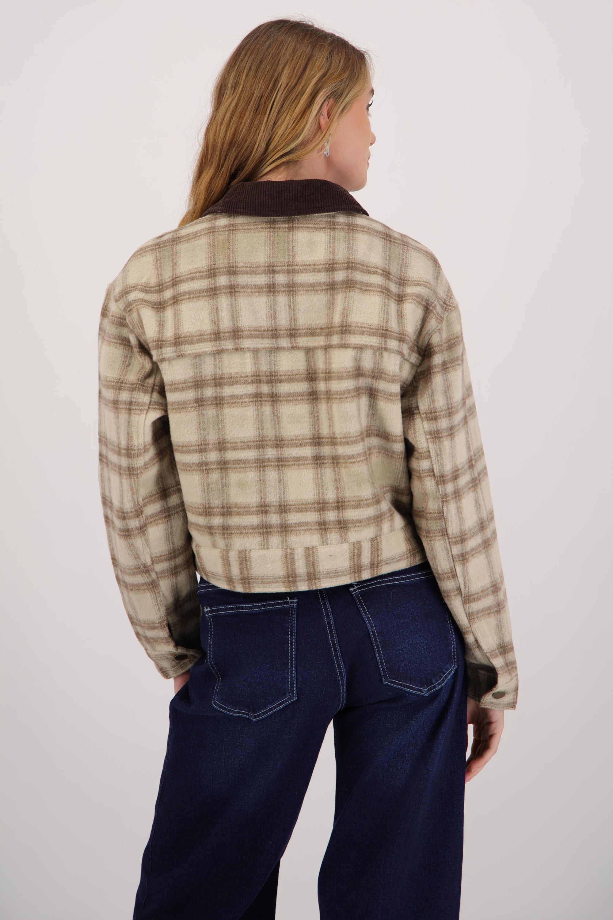 Bomber cuadros cuello contraste CREMA
