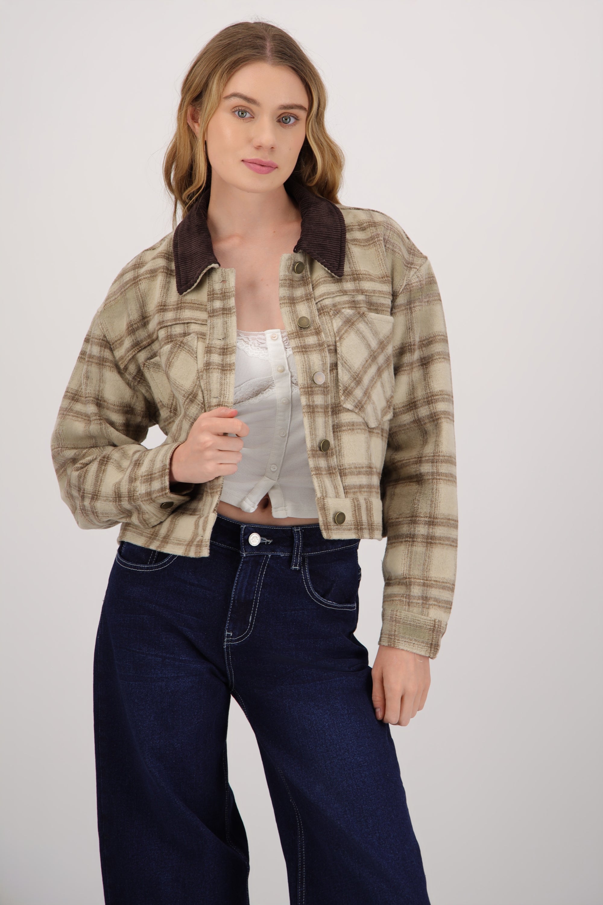 Bomber cuadros cuello contraste CREMA