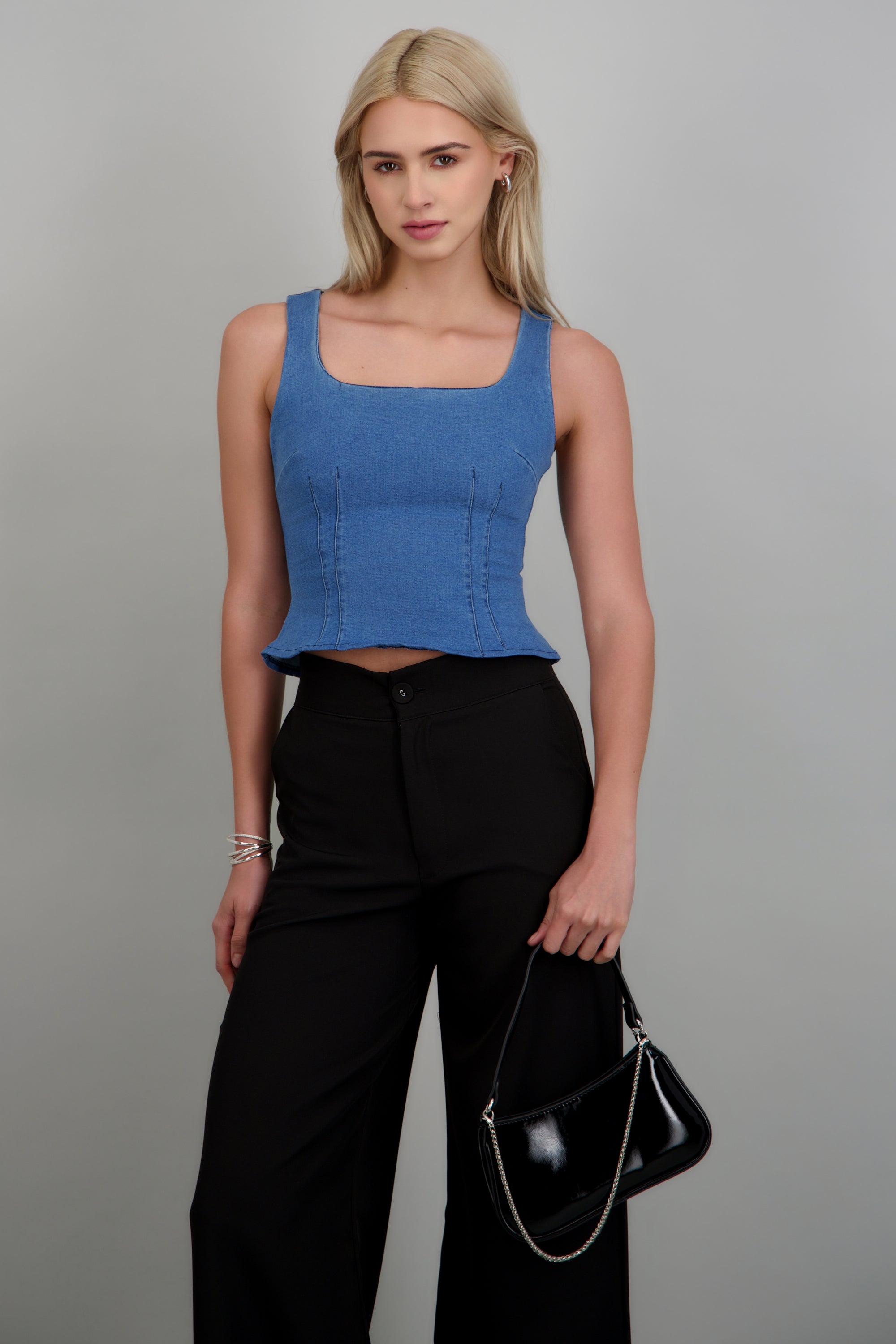 top ajustado denim MEDIUM WASH