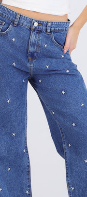 Jeans wide leg estrellas bordadas
