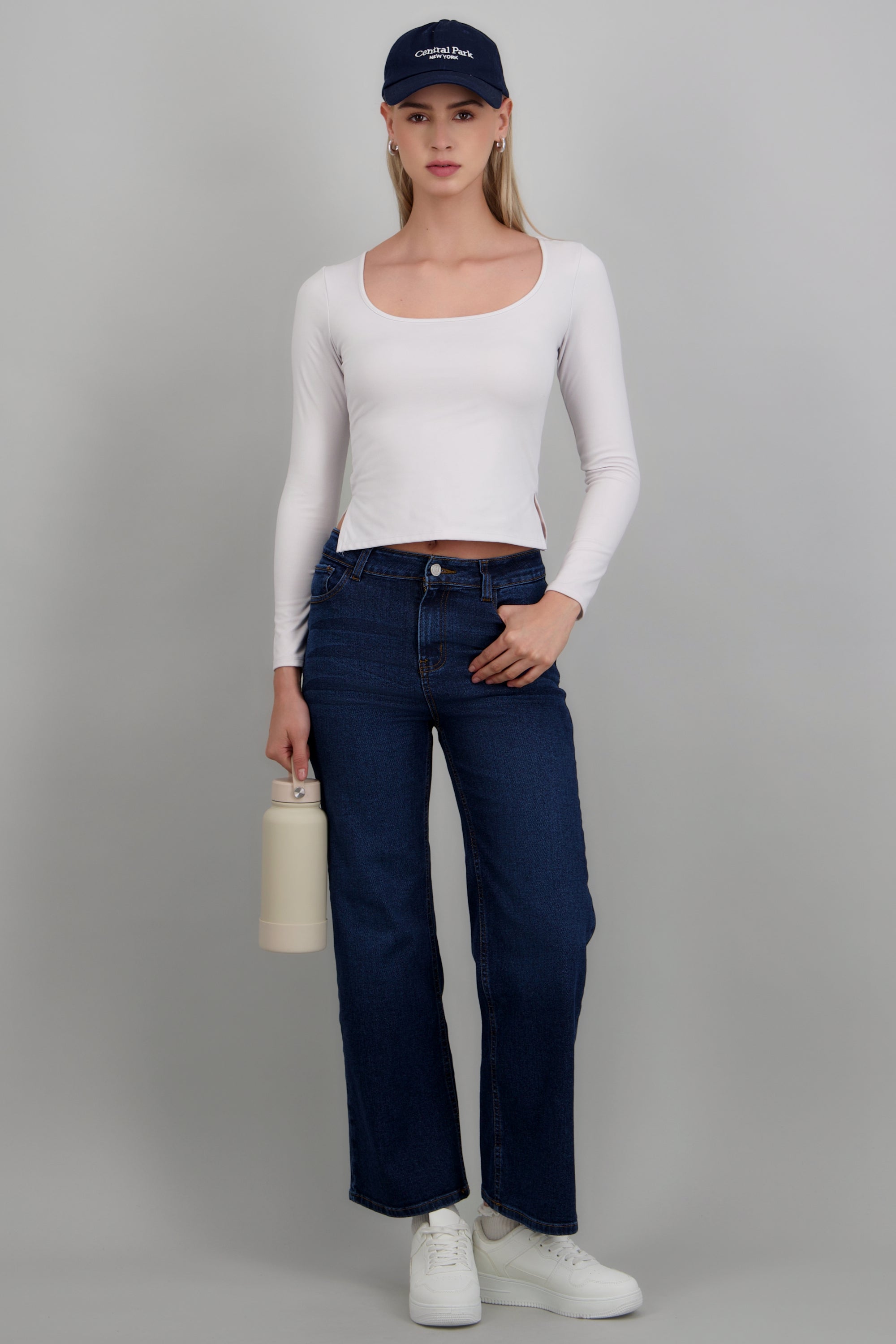 Jeans wide leg rectos MEDIUM WASH