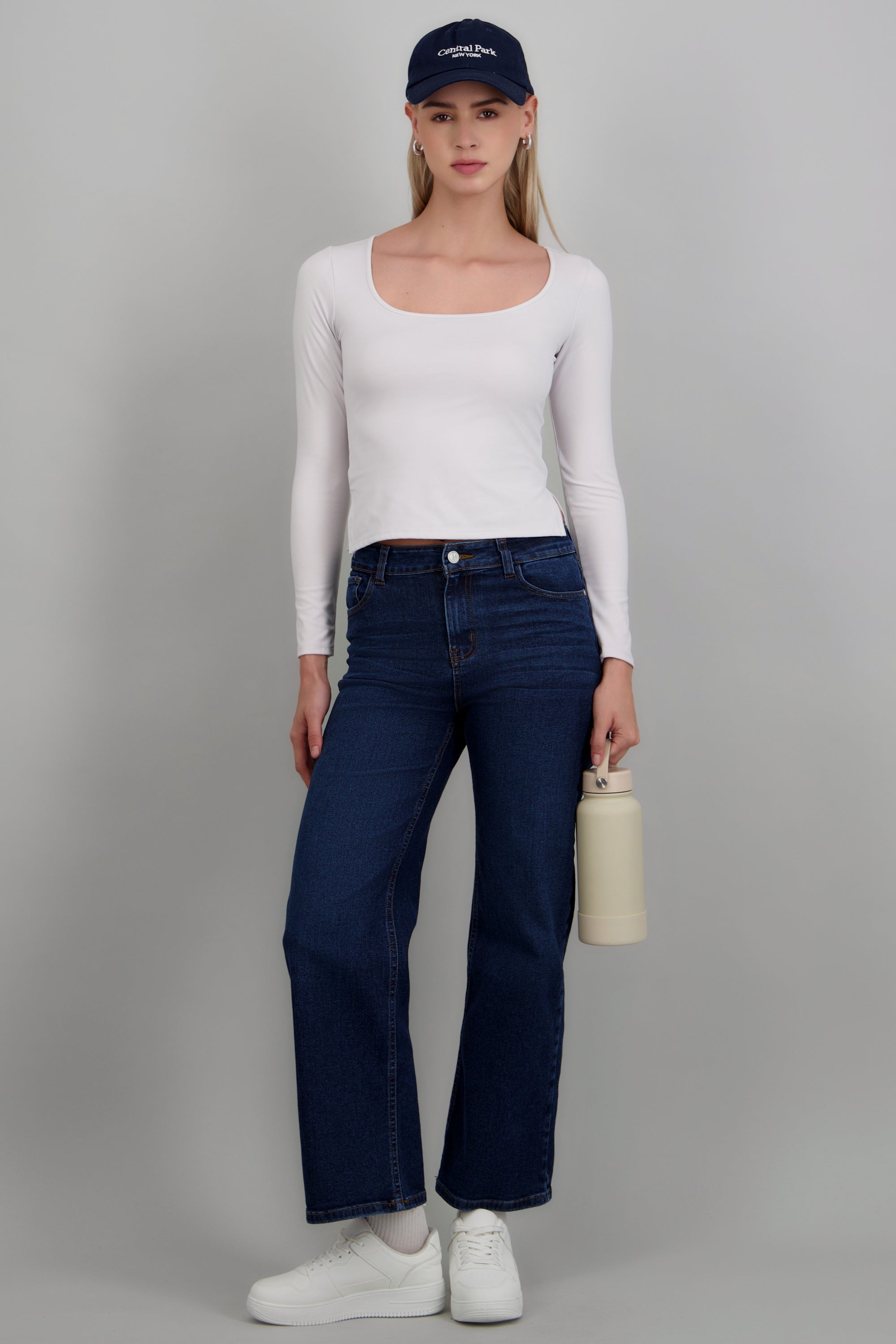 Jeans wide leg rectos MEDIUM WASH