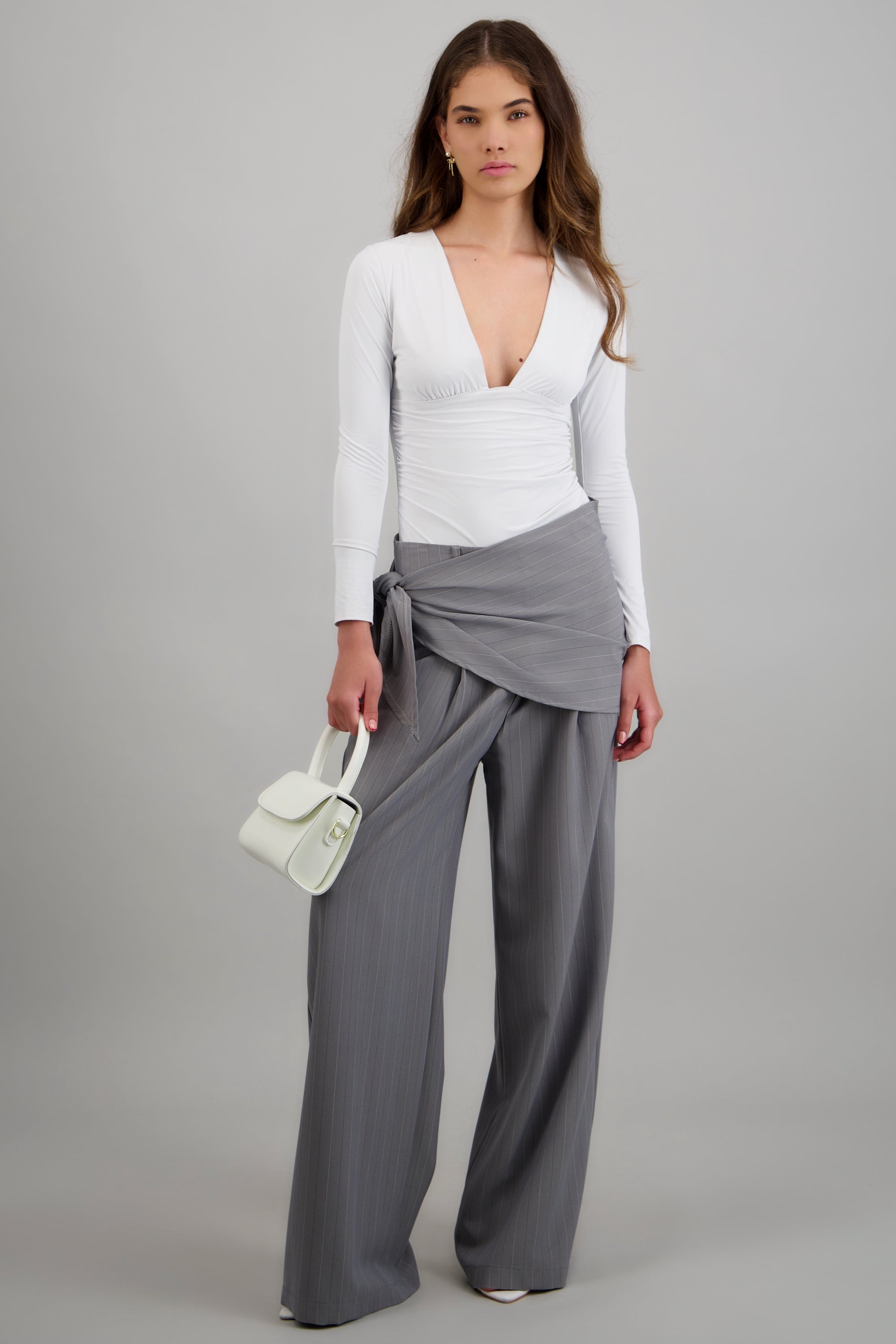 Pantalon recto detalle pañuelo GRIS COMBO