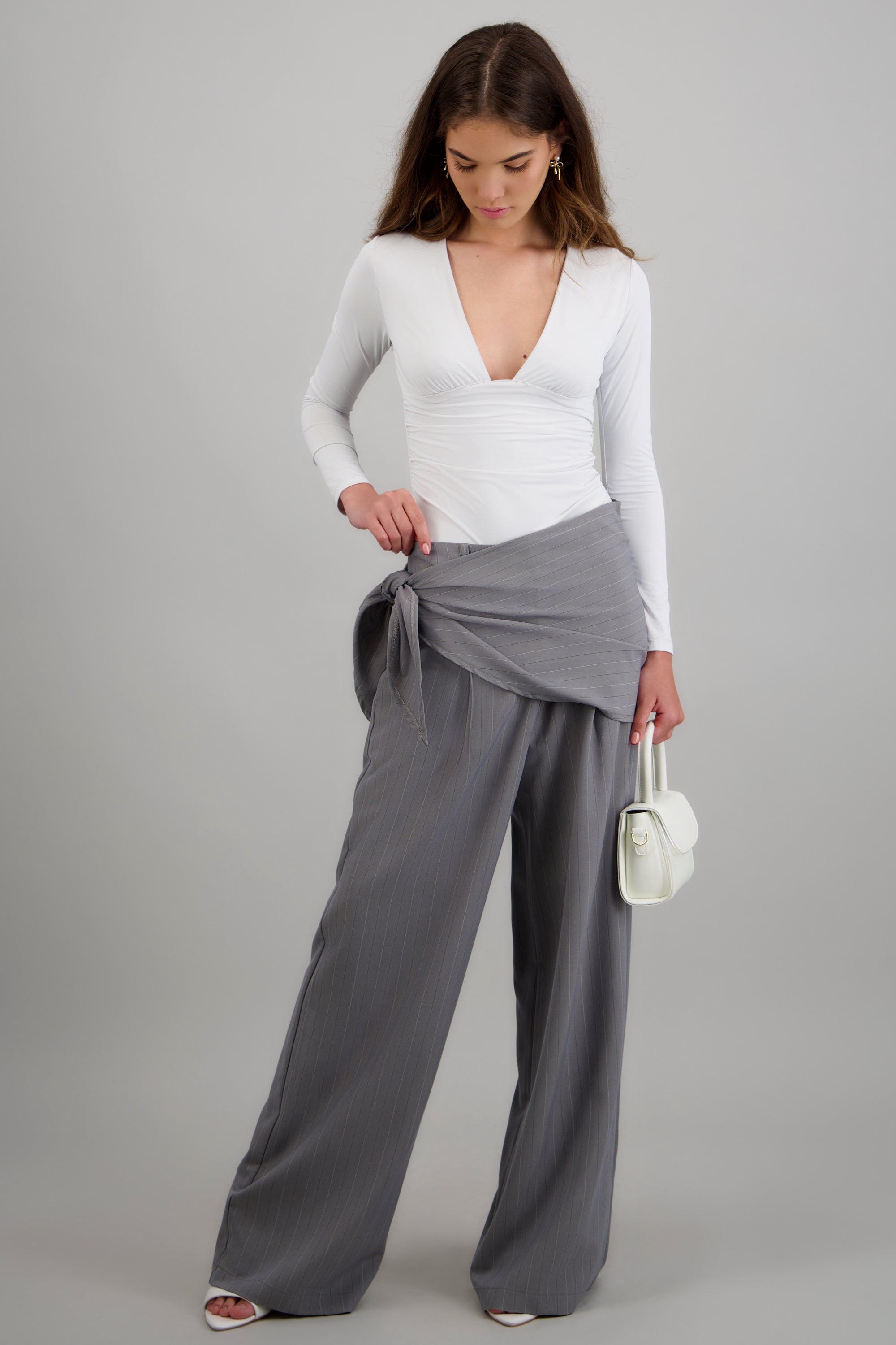 Pantalon recto detalle pañuelo GRIS COMBO