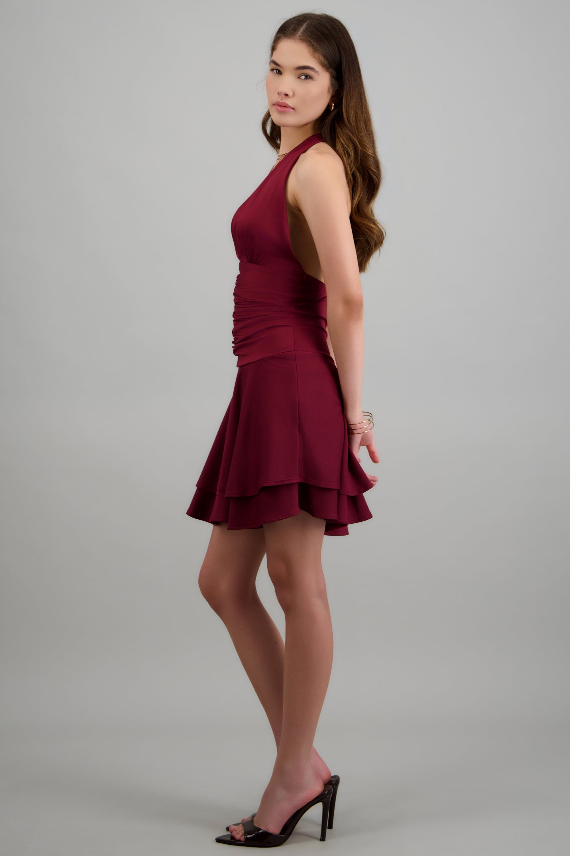 Vestido mini doble olan escote halter VINO