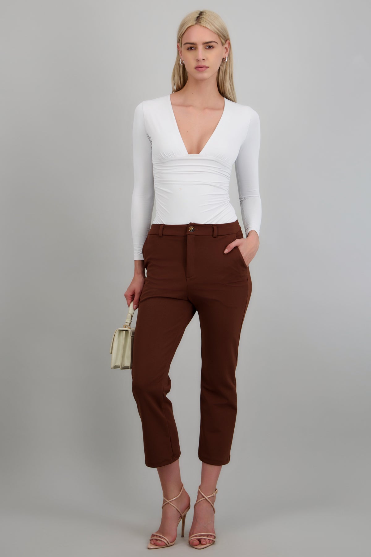 Pantalon basico recto CHOCOLATE