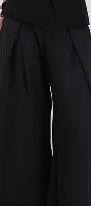 Pantalón amplio con pinzas