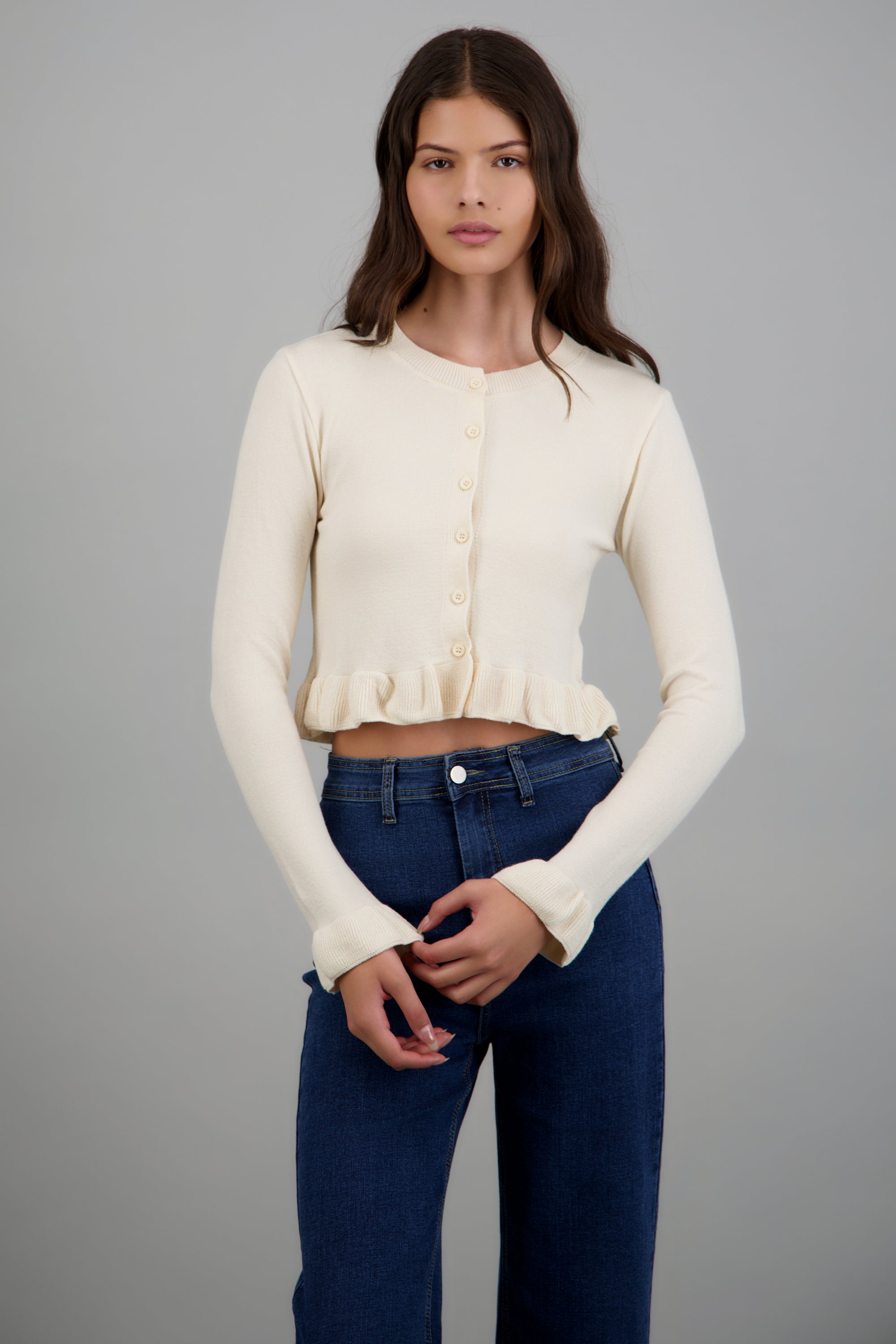 Sueter ligero detalle olanes BEIGE
