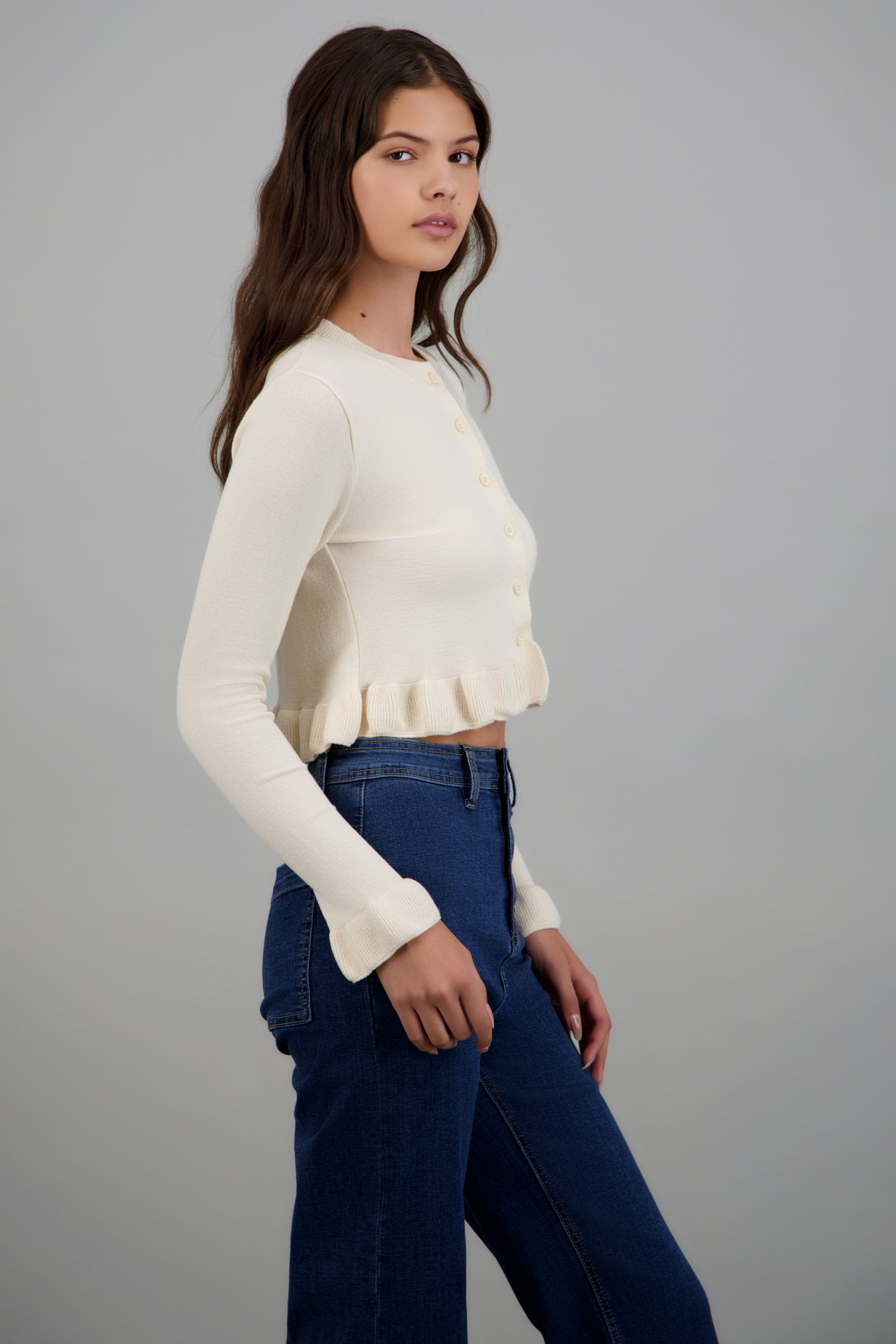 Sueter ligero detalle olanes BEIGE