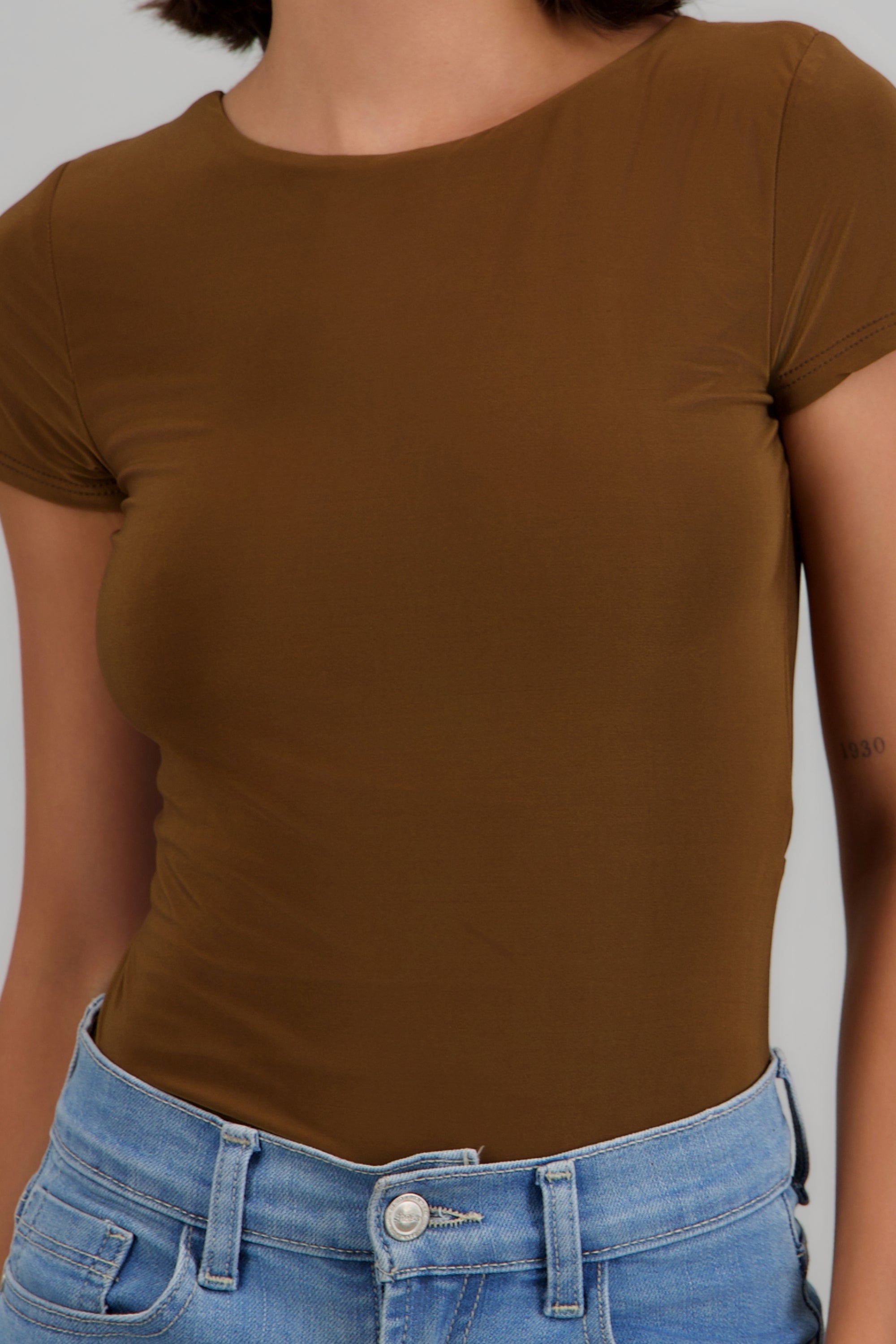 Bodysuit manga corta escote espalda CHOCOLATE