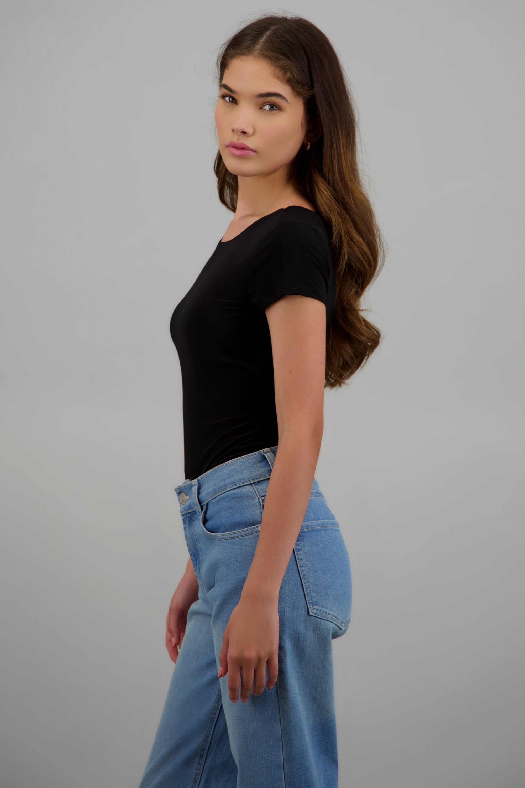 Bodysuit manga corta escote espalda NEGRO