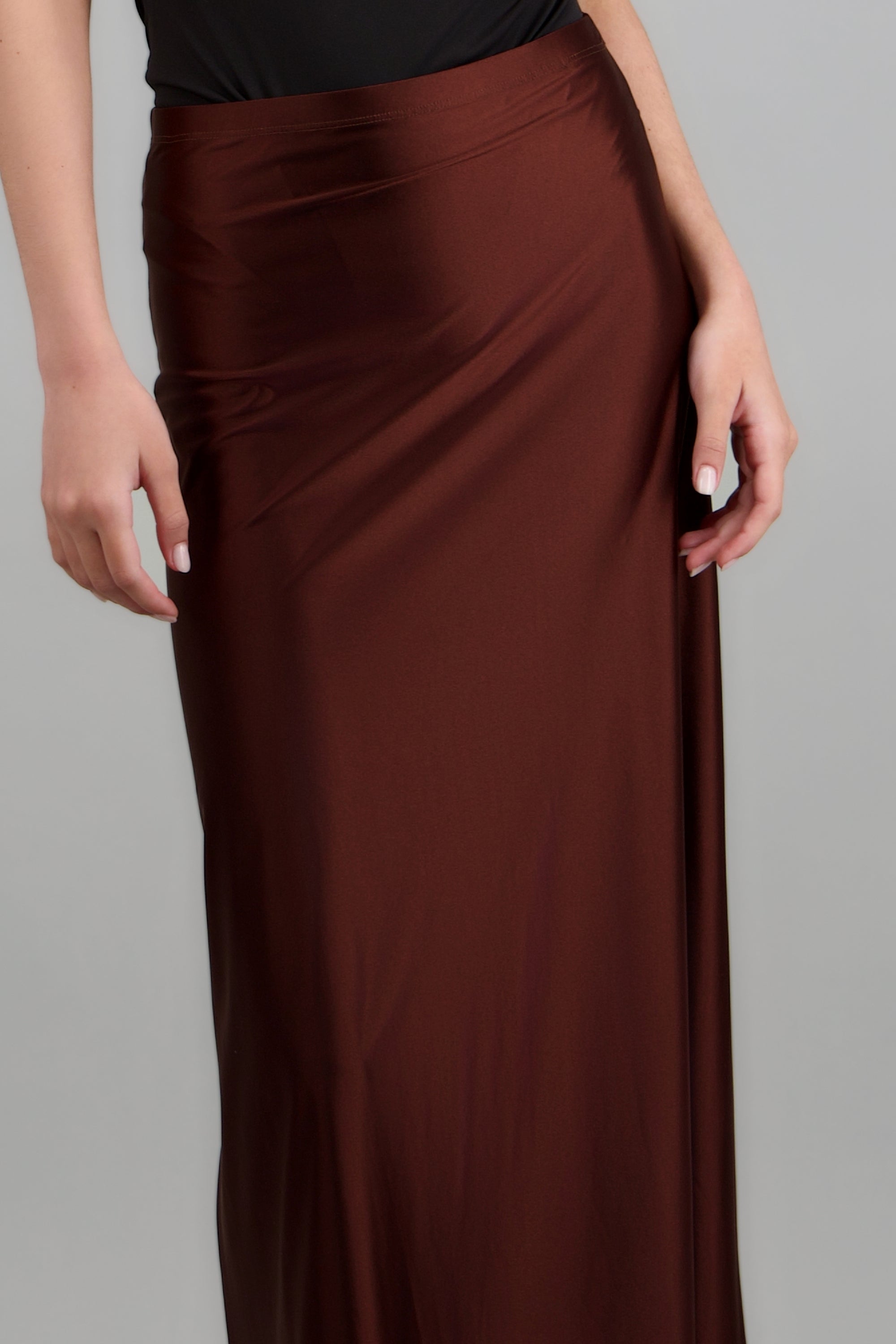 Falda midi lisa stretch CHOCOLATE