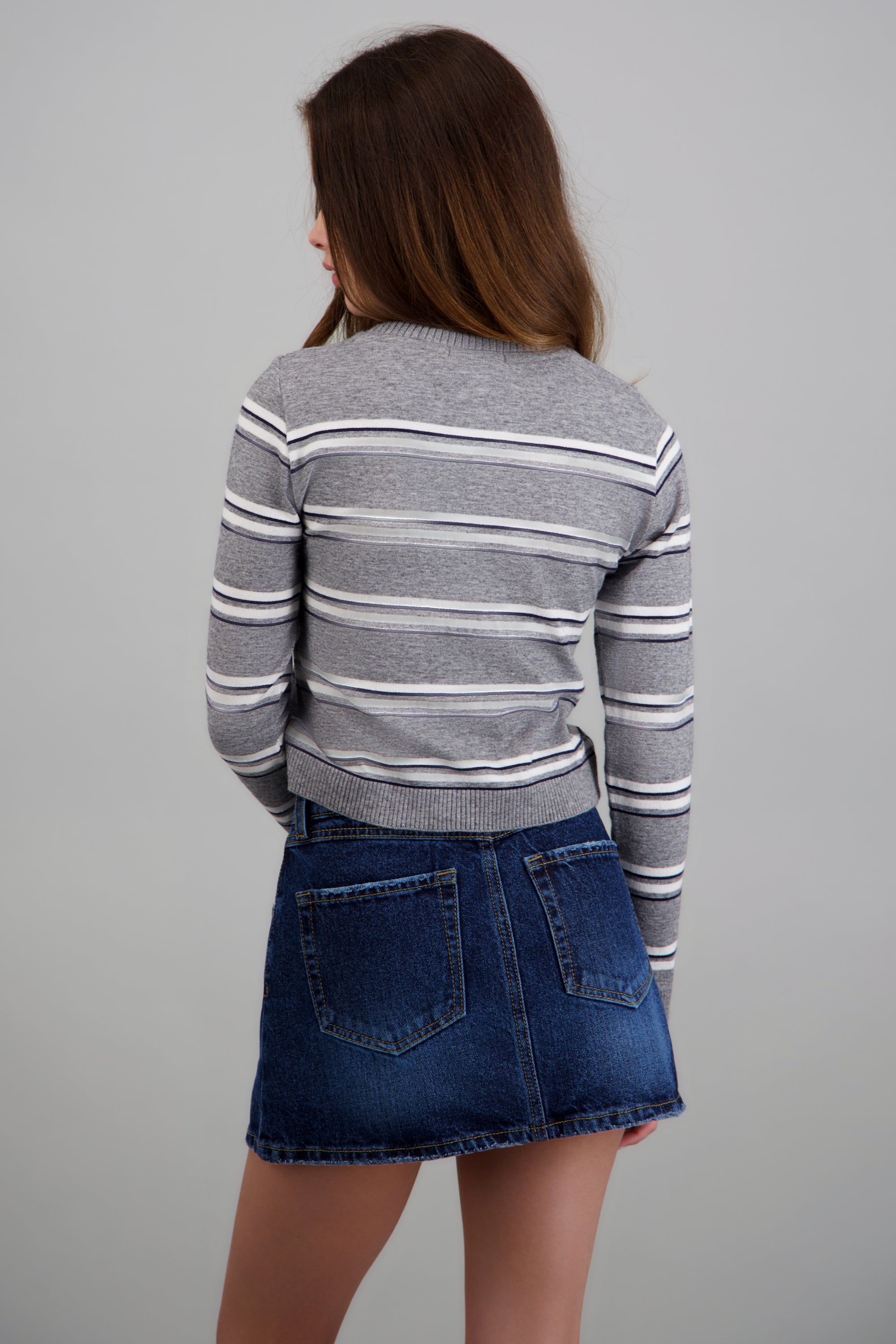 Cardigan cuello redondo líneas GRIS