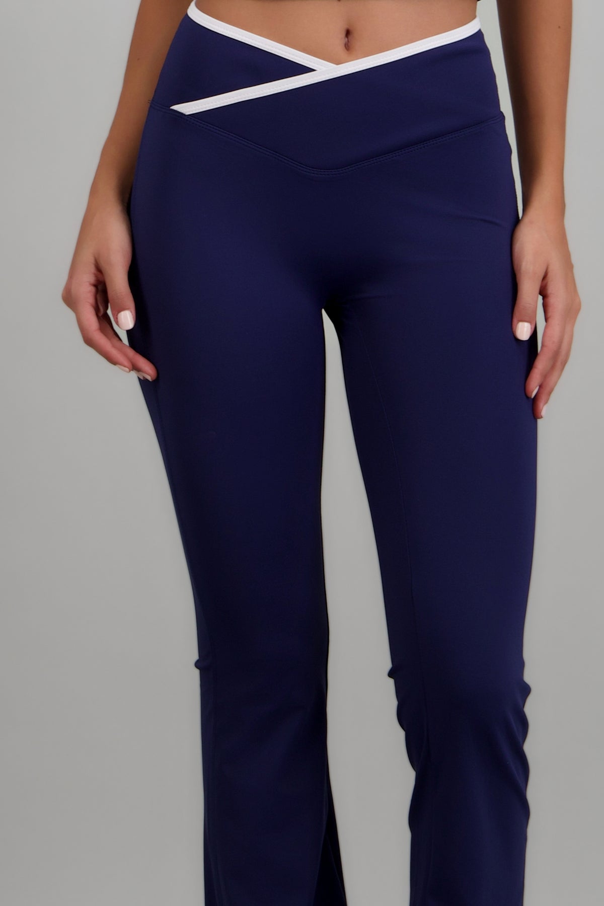 Leggings detalle contraste con cruce MARINO COMBO