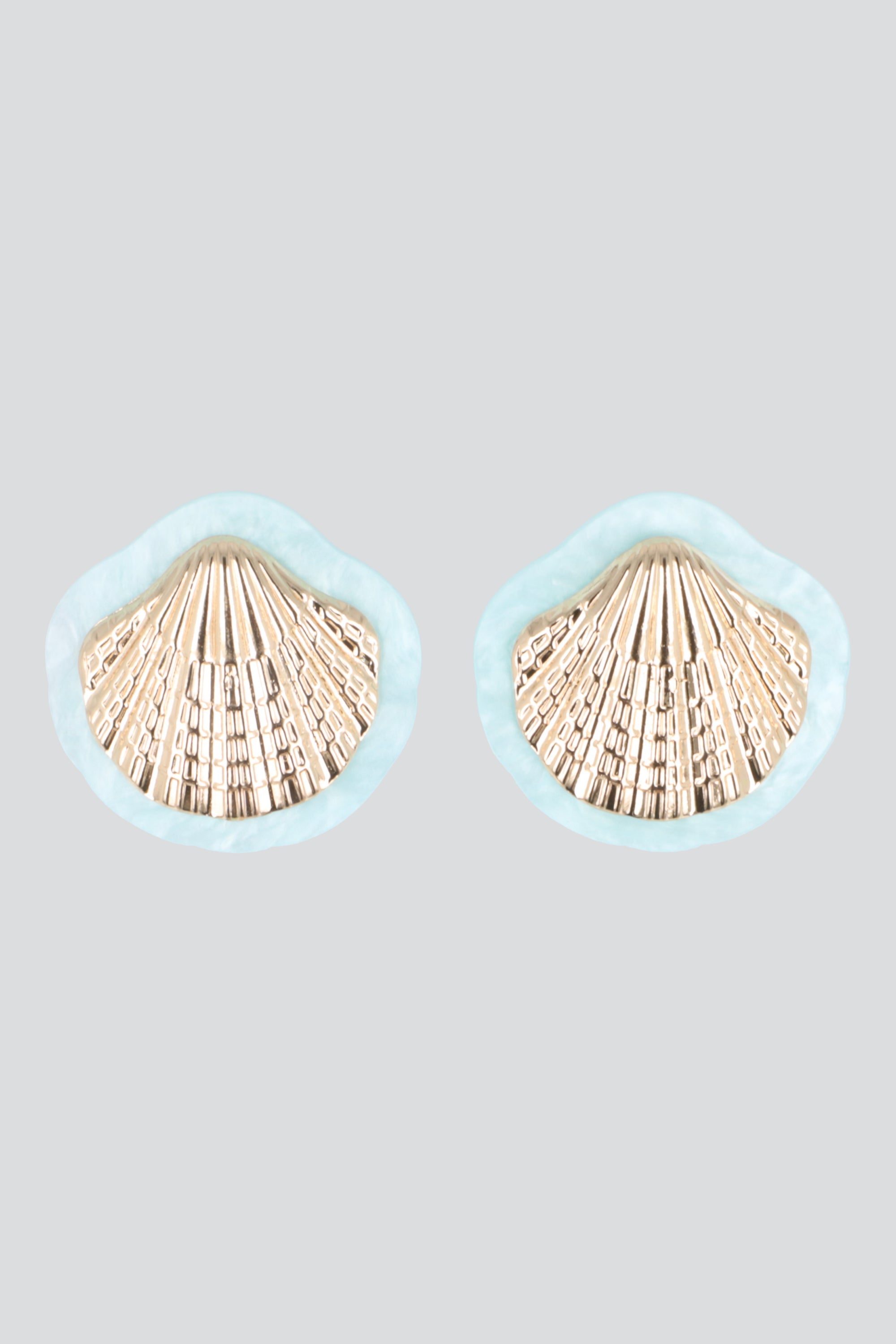 ARETES CONCHA ORILLA CAREY MENTA