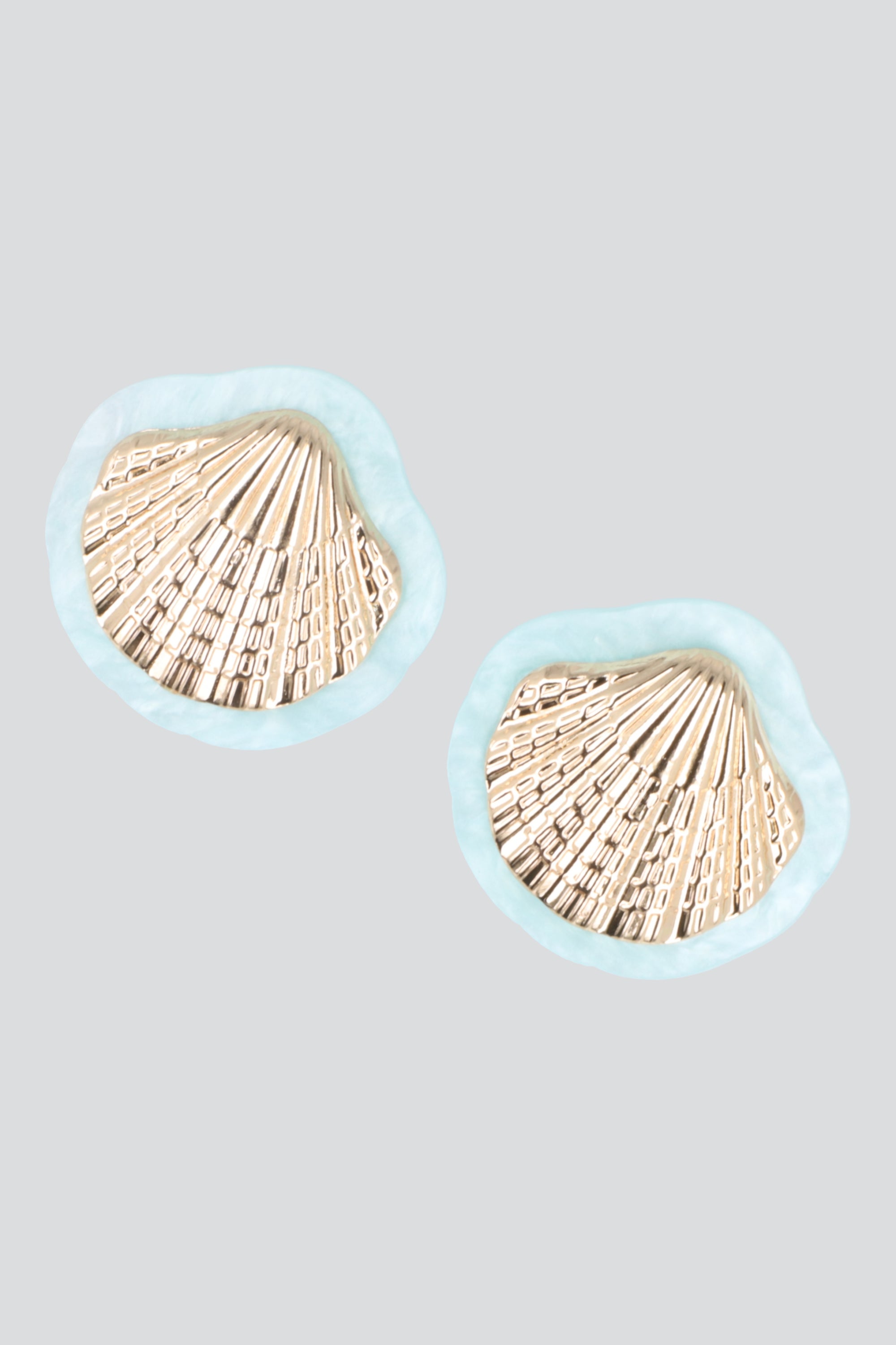ARETES CONCHA ORILLA CAREY MENTA
