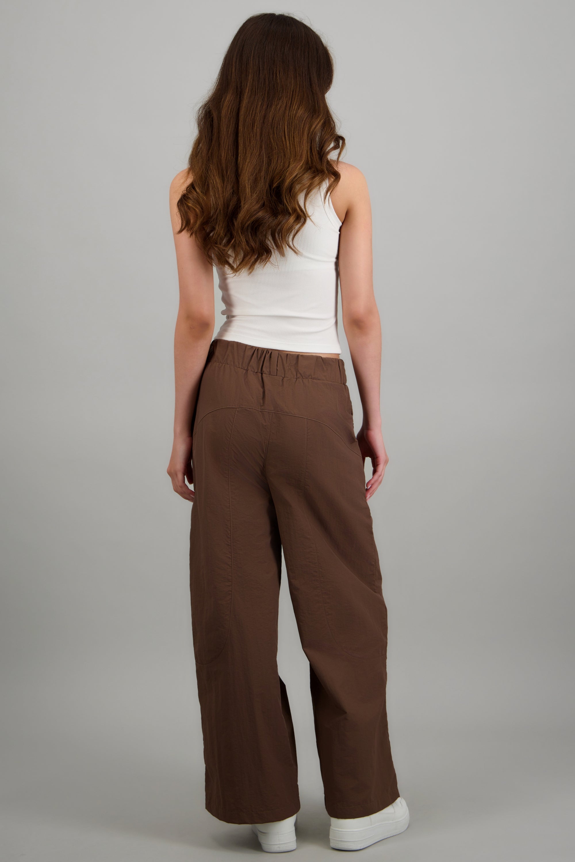 Pantalon wide leg detalle cinturon CAFE