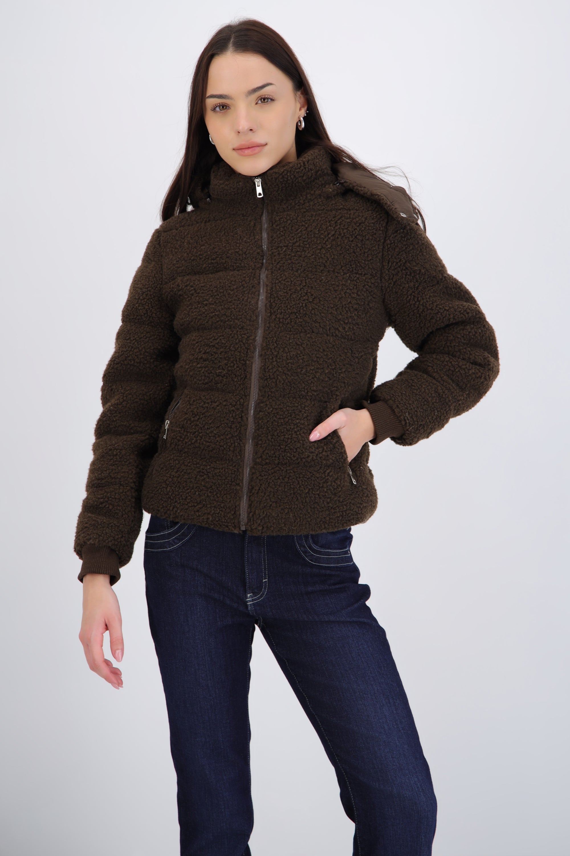 Puffer sherpa con gorro
